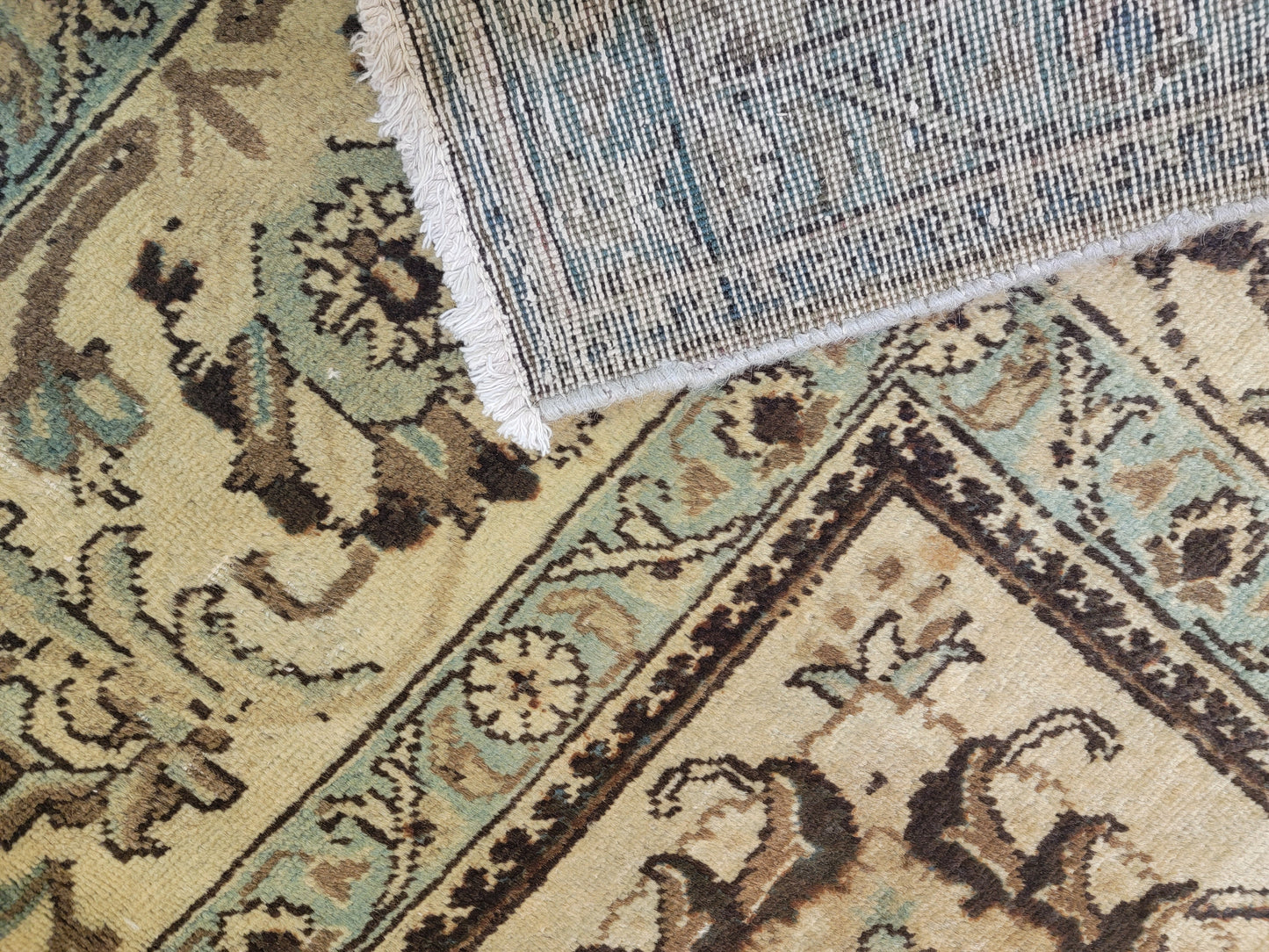 Hand-Knotted Wool Rug Tabriz 9'6" x 12'3"