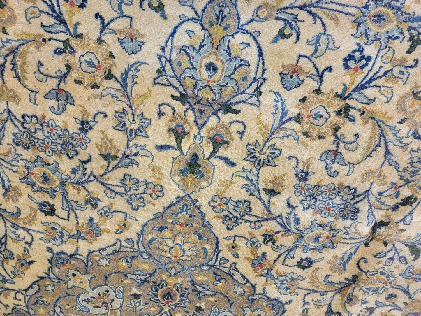 Hand-Knotted Wool Rug Kashan 8'6" x 11'