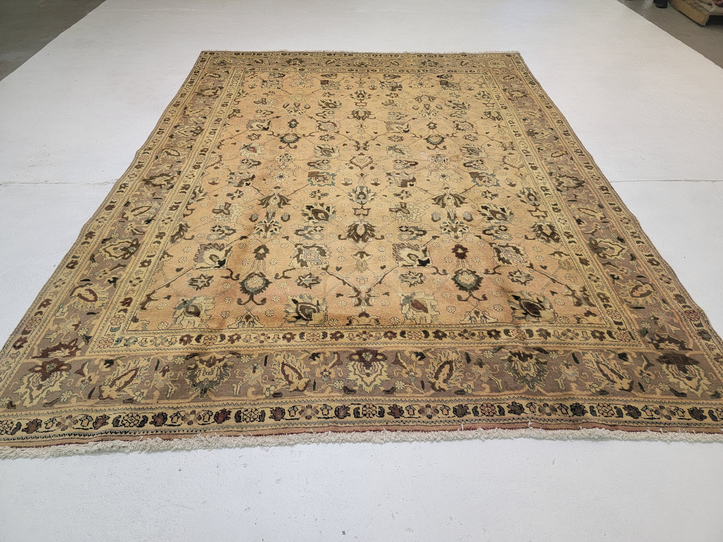 Hand-Knotted Wool Rug Tabriz 9'6"x12'6"