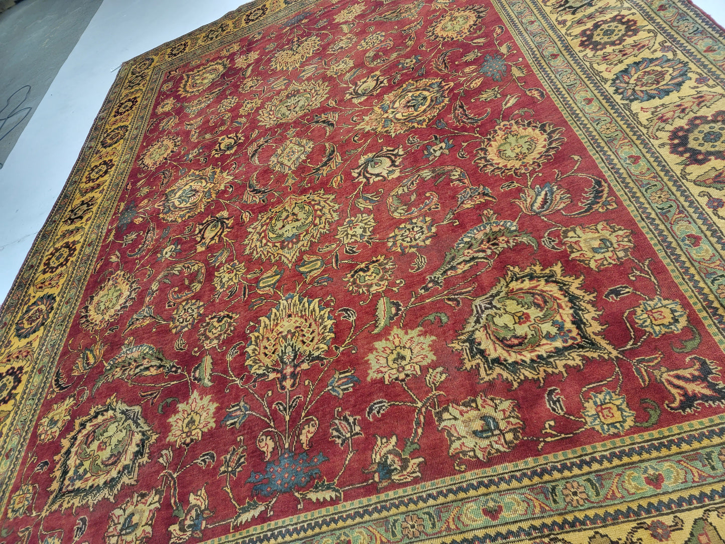 Hand-Knotted Wool Rug Tabriz 9'4"x12'6"