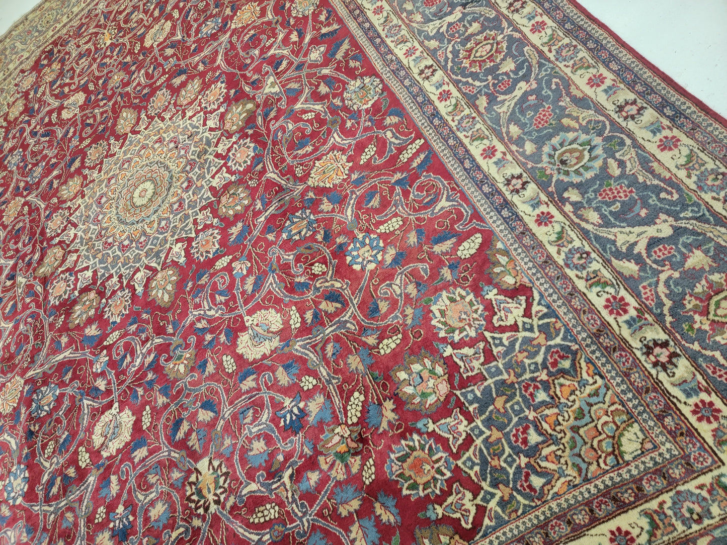Hand-Knotted Wool Rug Mashad 9'6"x13'3"