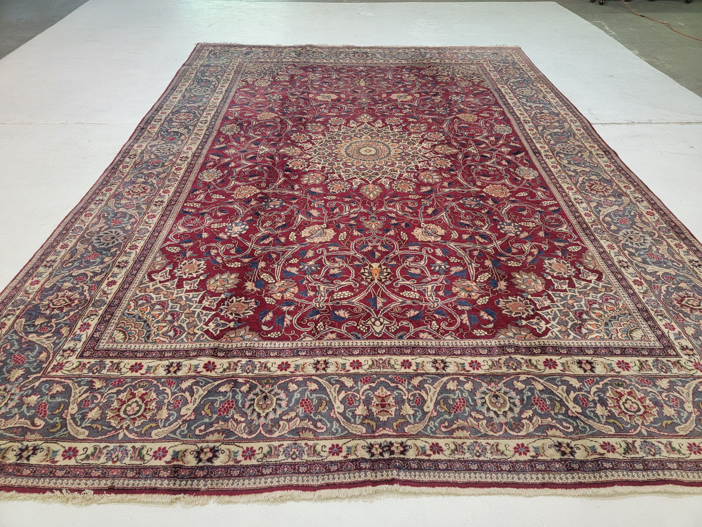 Hand-Knotted Wool Rug Mashad 9'6"x13'3"