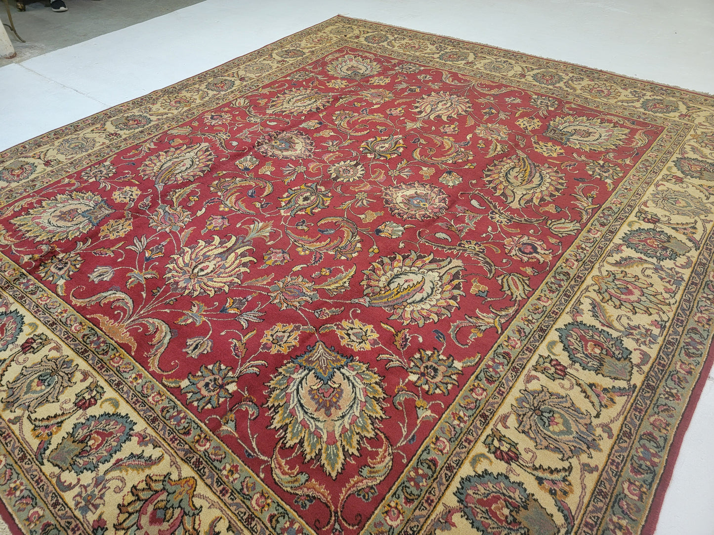 Hand-Knotted Wool Rug Tabriz 9'7"x12'5"