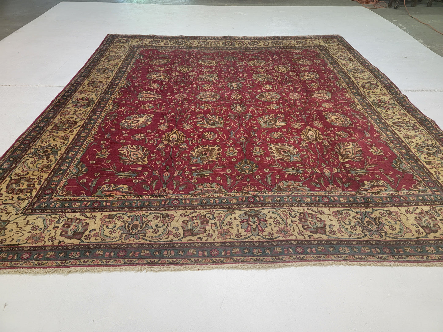 Hand-Knotted Wool Rug Tabriz 9'6"x12'3"