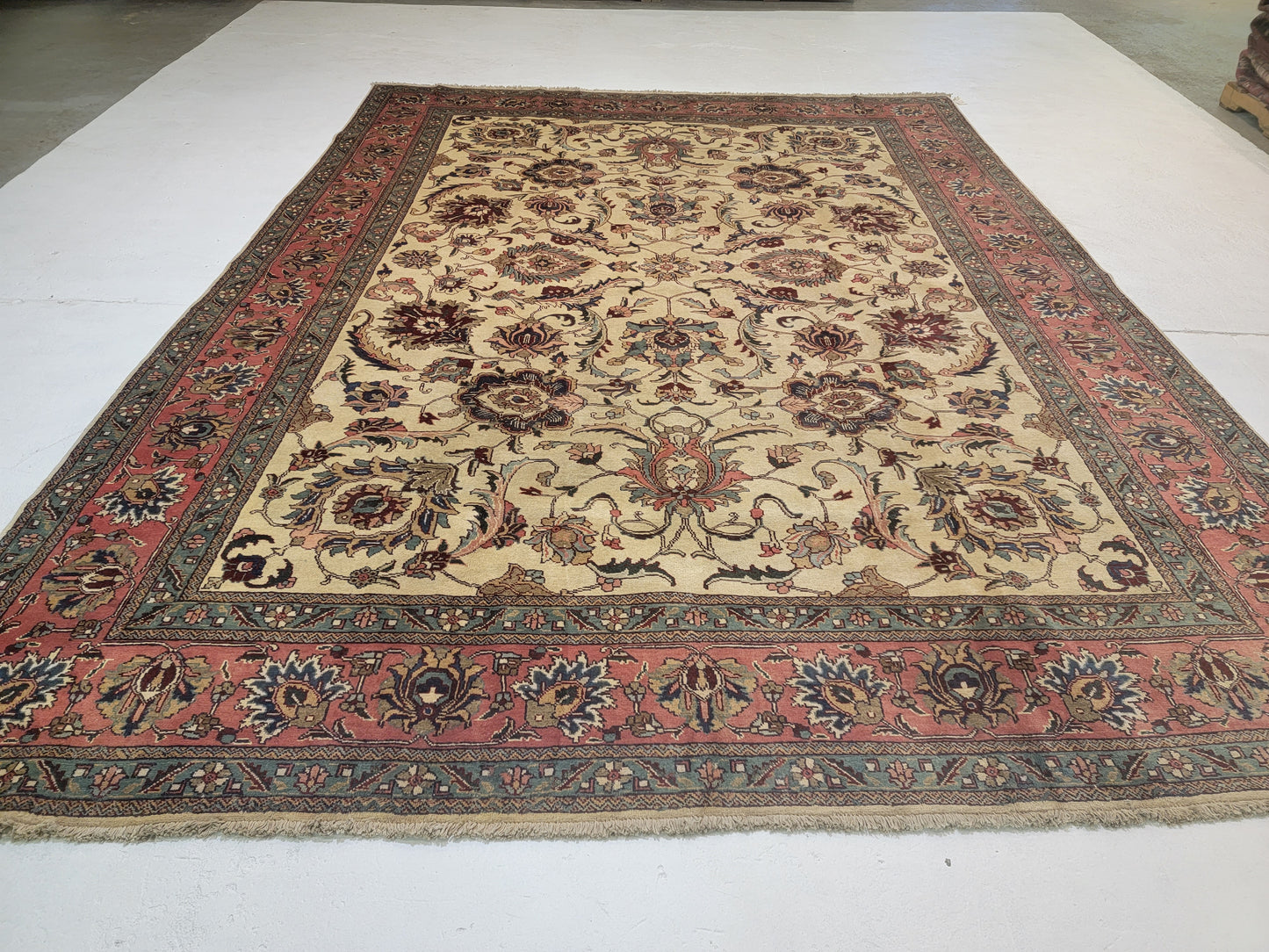 Hand-Knotted Wool Rug Tabriz 9'9'"x12'7"