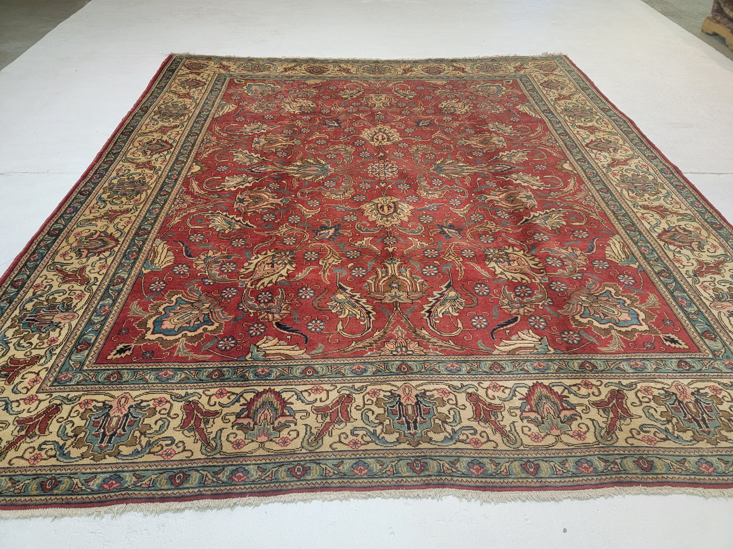 Hand-Knotted Wool Rug Tabriz 9'5"x12'3"