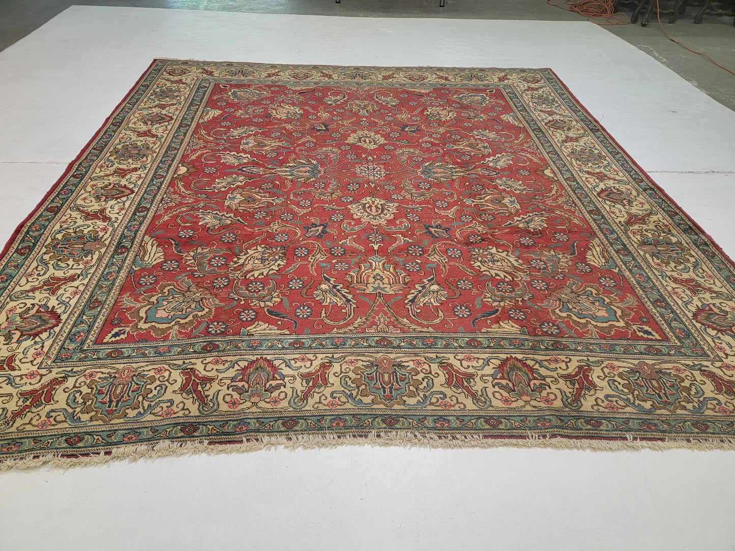 Hand-Knotted Wool Rug Tabriz 9'5"x12'3"