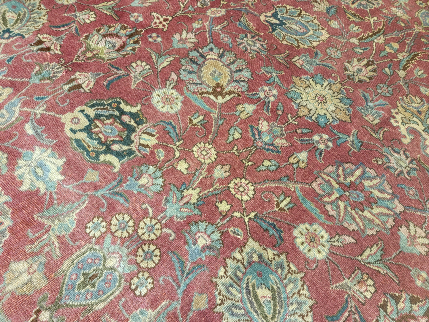 Hand-Knotted Wool Rug Tabriz 9'6" x 12'9"