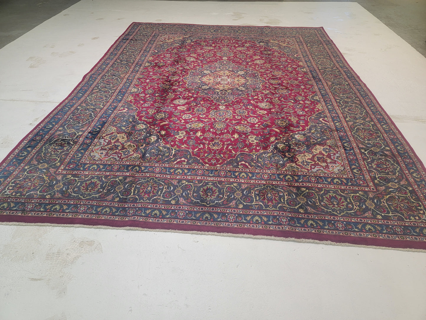 Hand-Knotted Wool Rug Mashad 9'6" x 12'9"