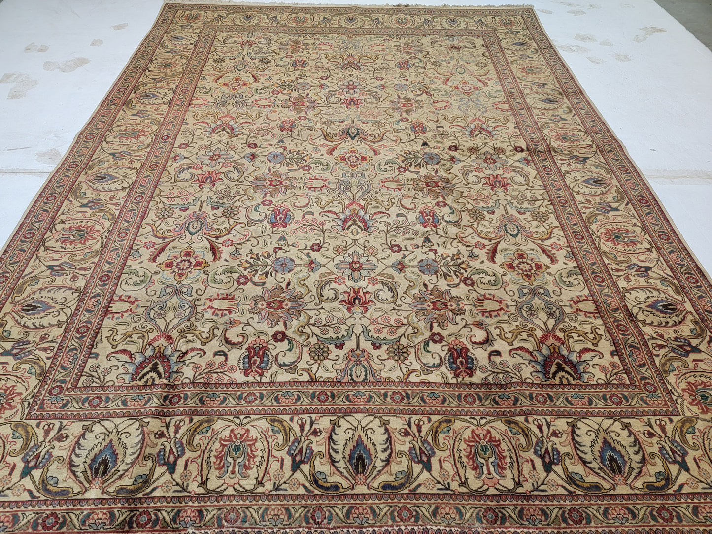 Hand-Knotted Wool Rug Persian Tabriz 9'7" x 12'9"