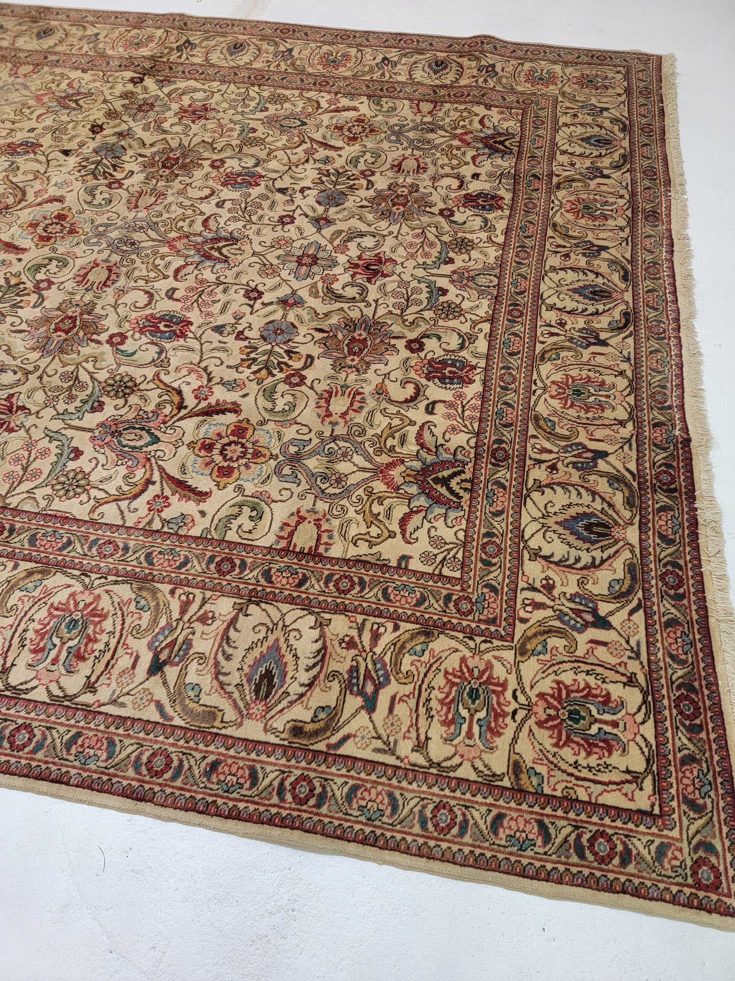 Hand-Knotted Wool Rug Persian Tabriz 9'7" x 12'9"