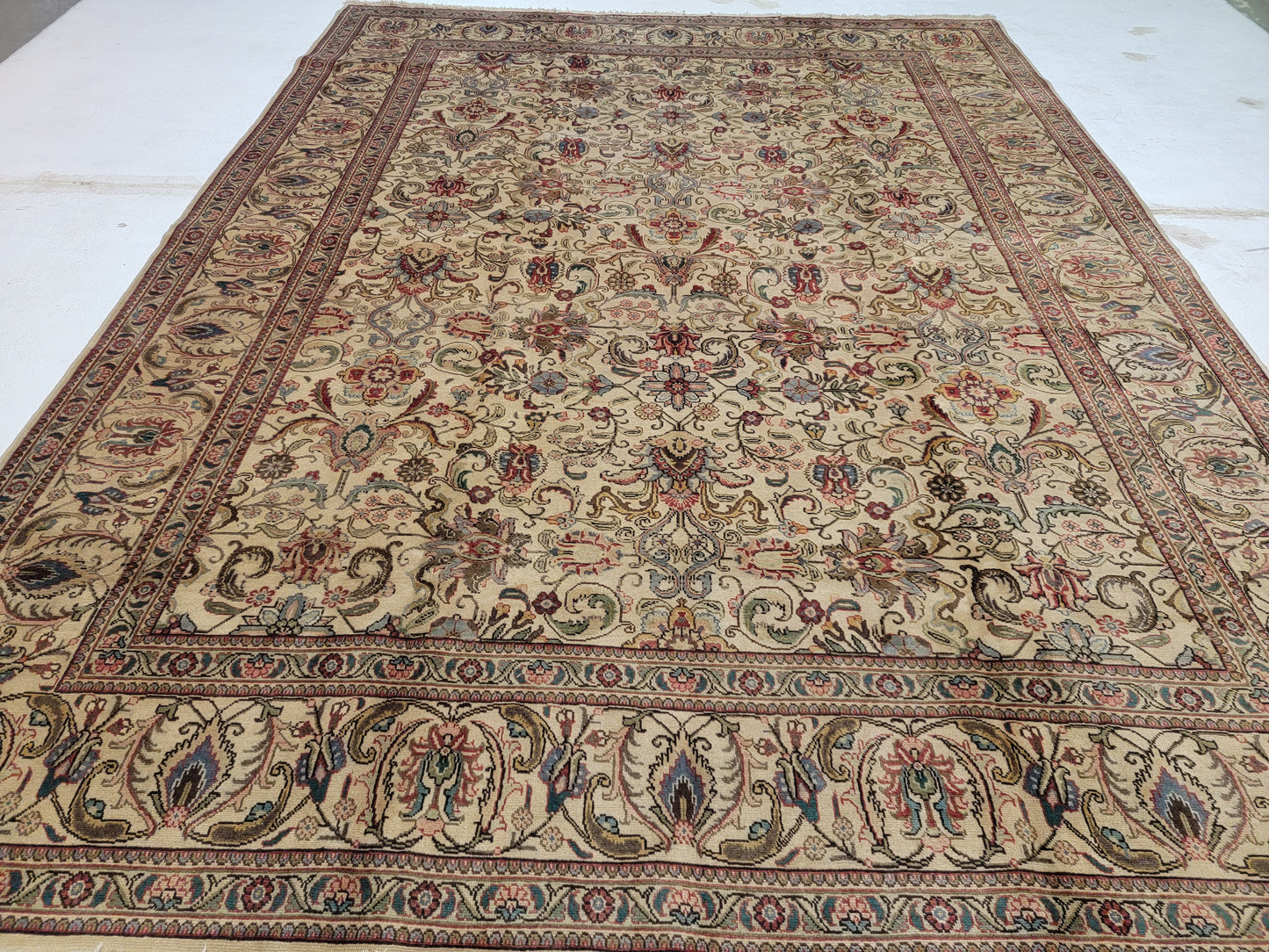 Hand-Knotted Wool Rug Persian Tabriz 9'7" x 12'9"