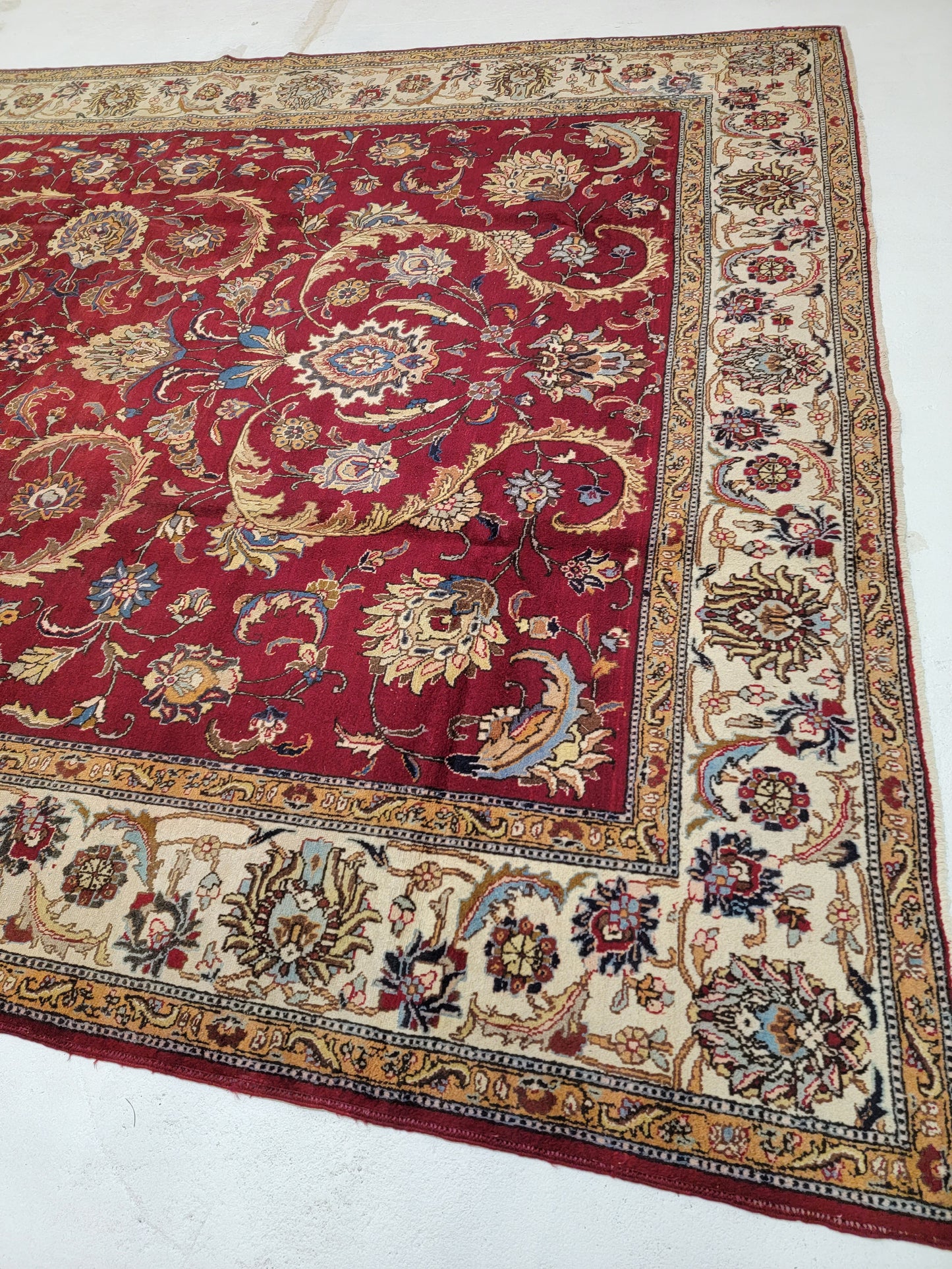 Hand-Knotted Wool Rug Persian Tabriz 9'5" x 12'9"