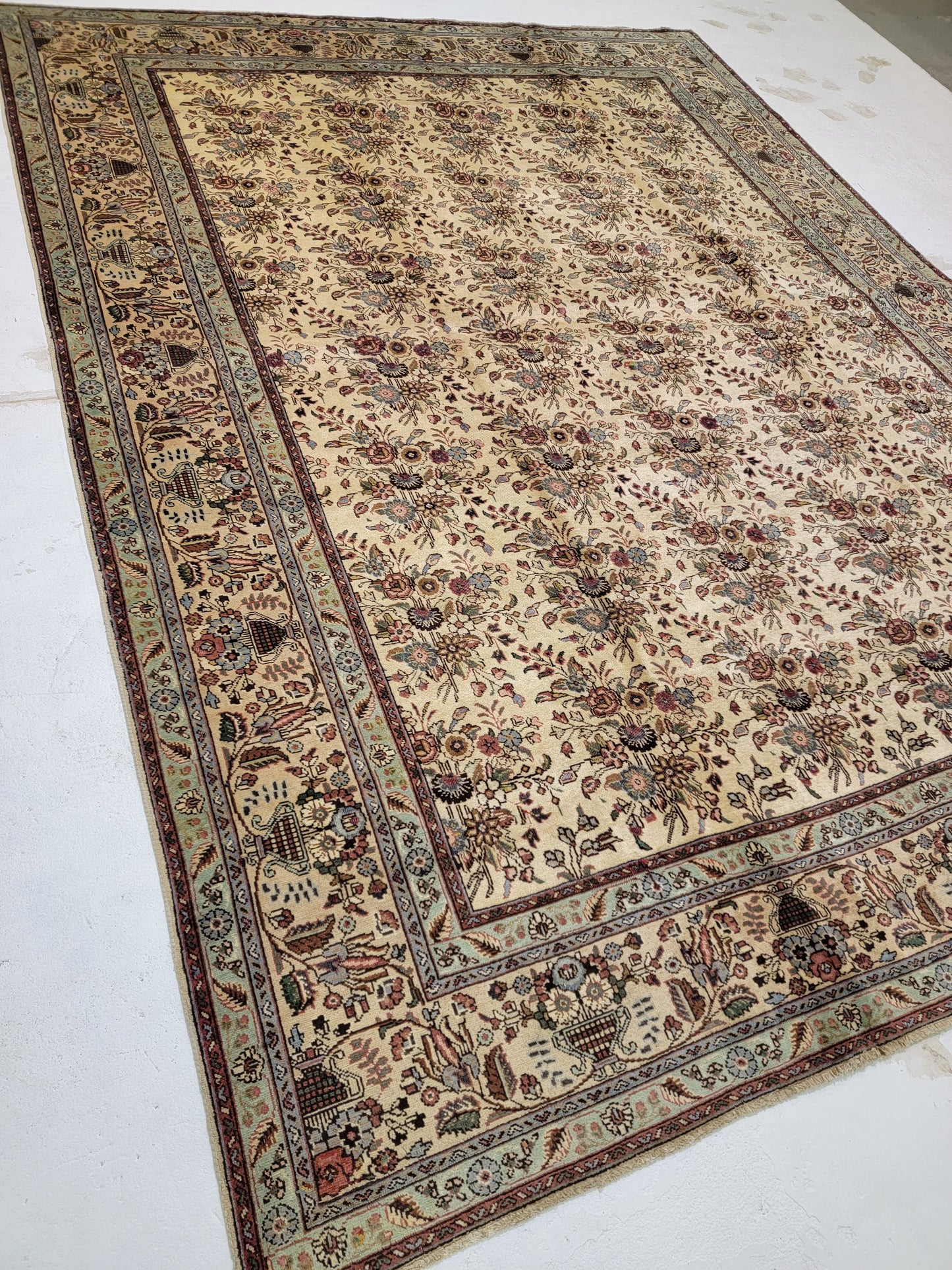 Hand-Knotted Wool Rug Persian Tabriz 9'9" x 12'10"