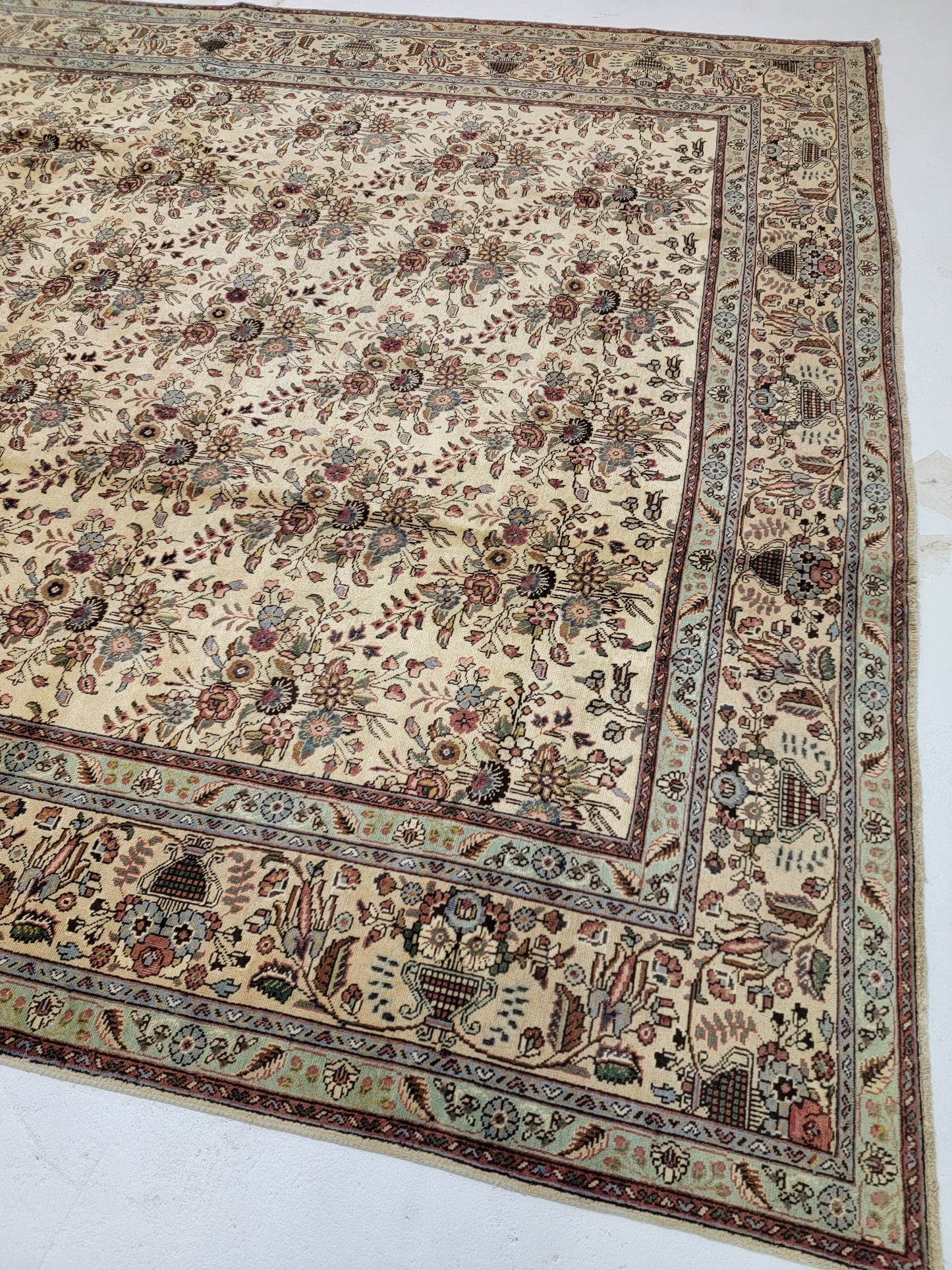 Hand-Knotted Wool Rug Persian Tabriz 9'9" x 12'10"