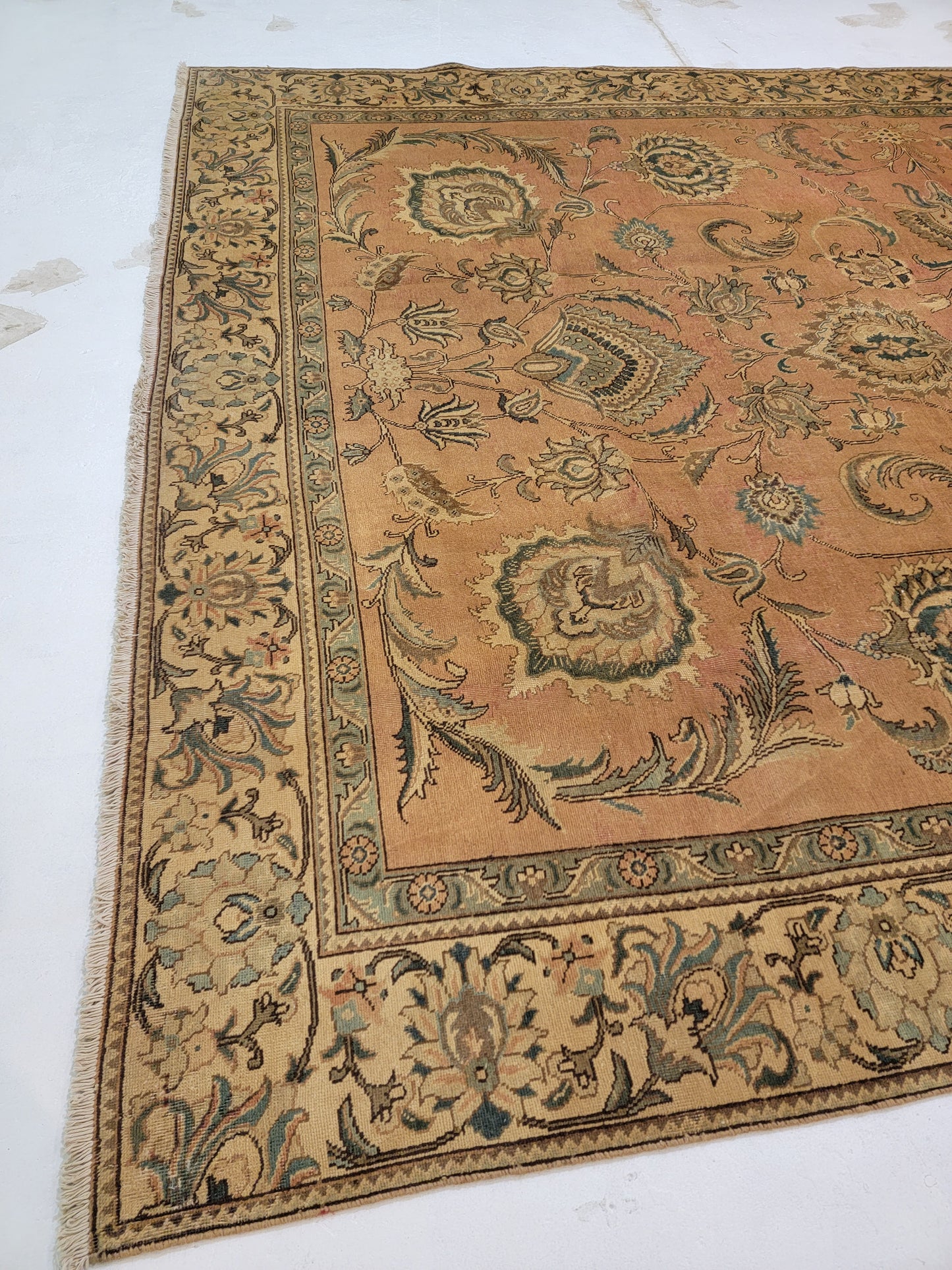 Hand-Knotted Wool Rug Tabriz Shah Abbas design 9'8" x 13'5"
