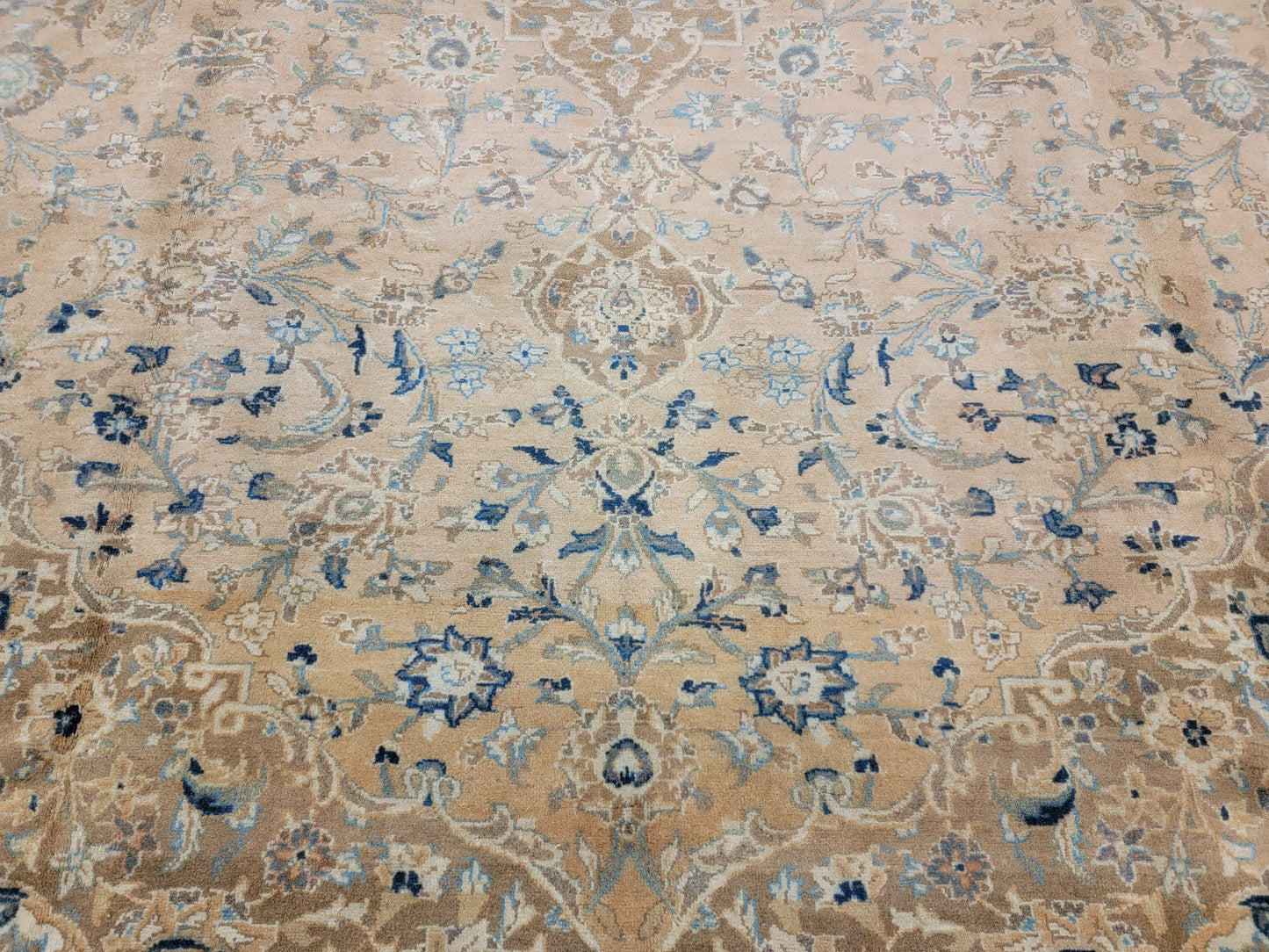 Hand-Knotted Wool Rug Persian Kashan Medallion 9'4" x 12'11"
