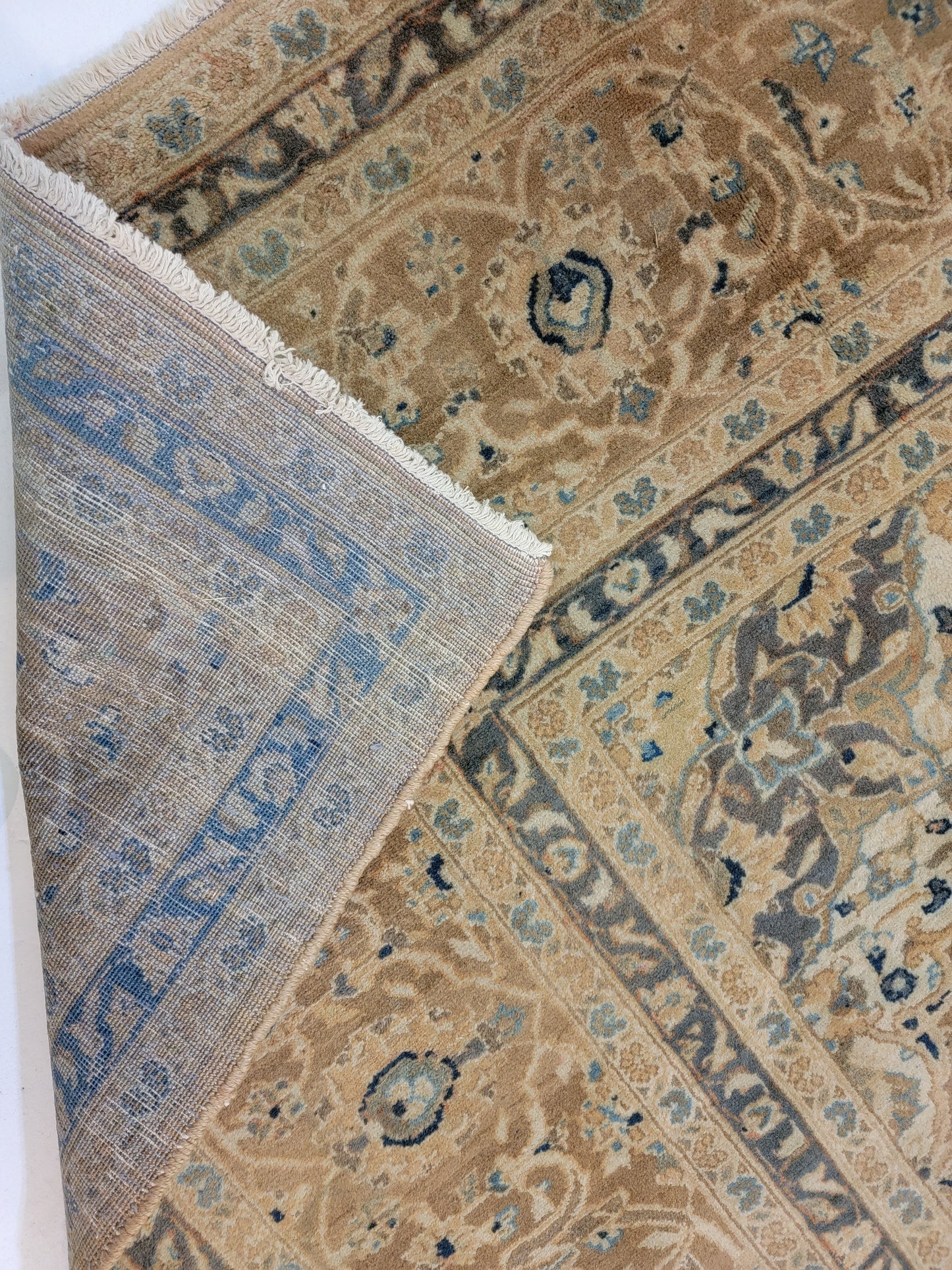 Hand-Knotted Wool Rug Persian Kashan Medallion 9'4" x 12'11"