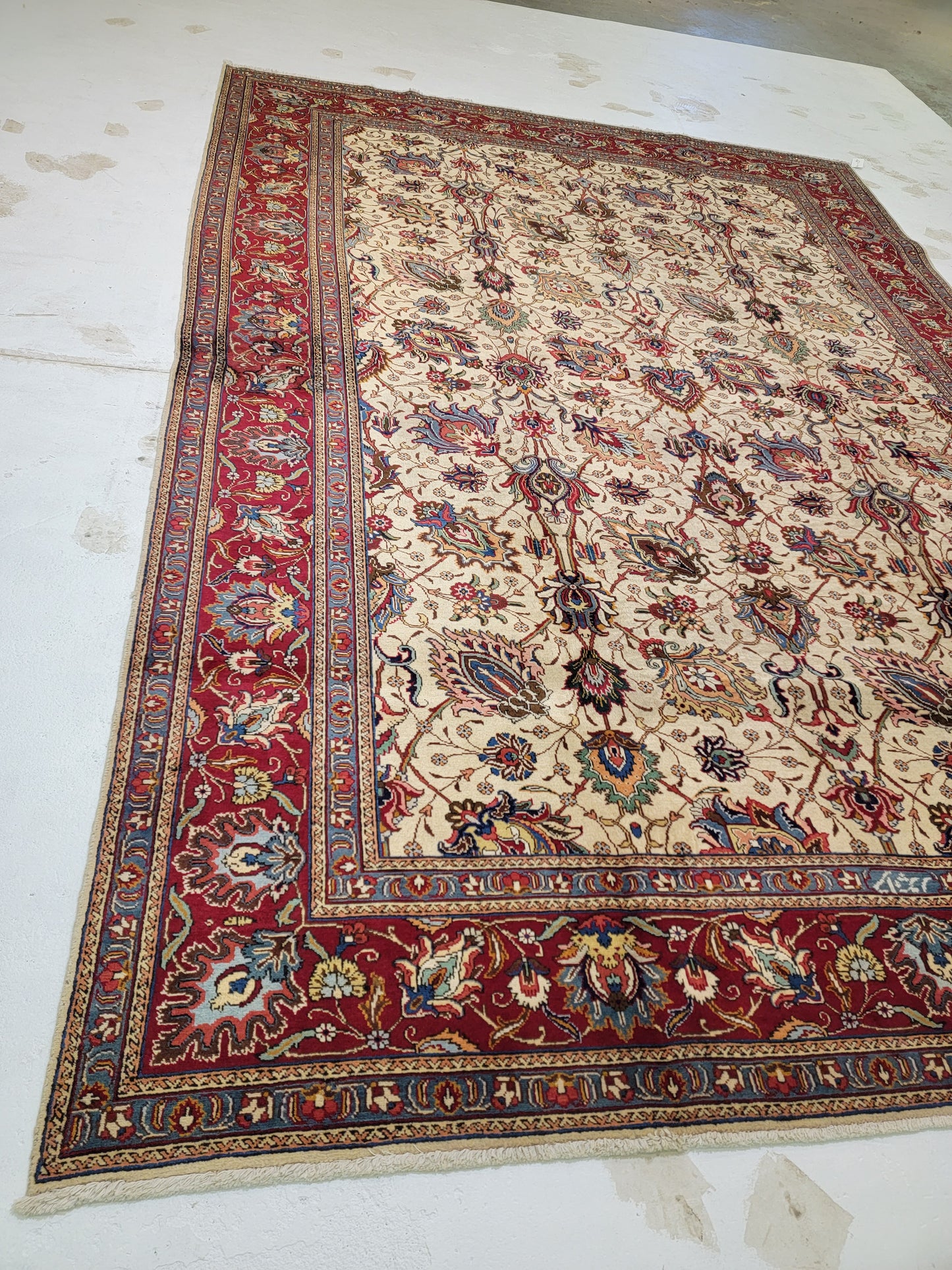 Hand-Knotted Wool Rug Tabriz Allover Design 9'8" x 13'9"