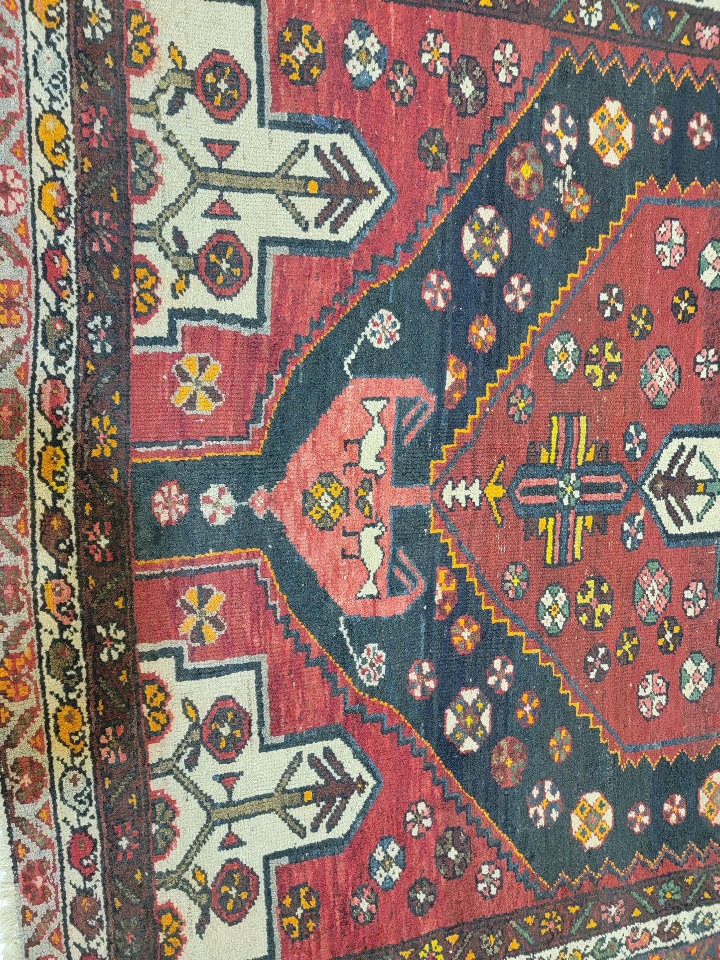Hand-Knotted Wool Rug Saveh Persian 4'4" x 6'2"