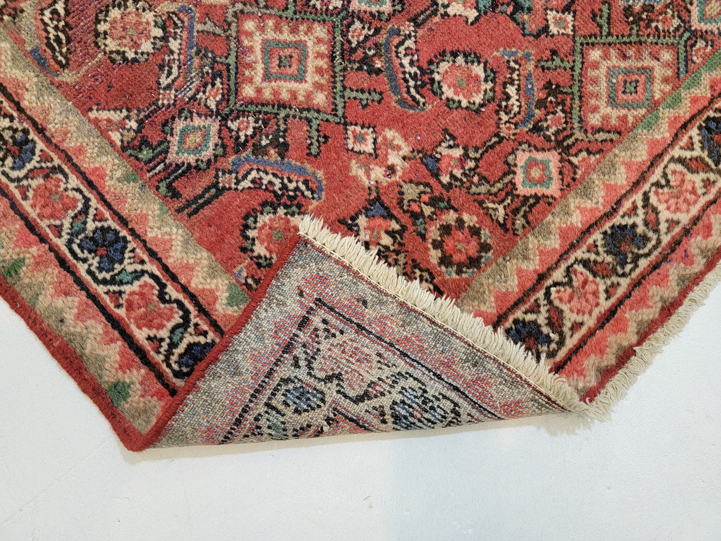 Hand-Knotted Wool Rug Persian Mahal  4'4" x 6'7"