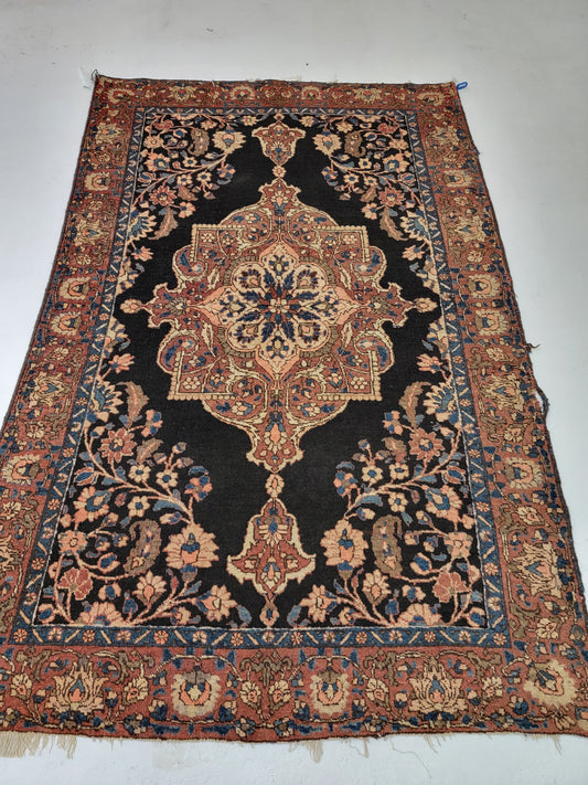Hand-Knotted Wool Rug Persian Semnan 4'1" x 6'3"