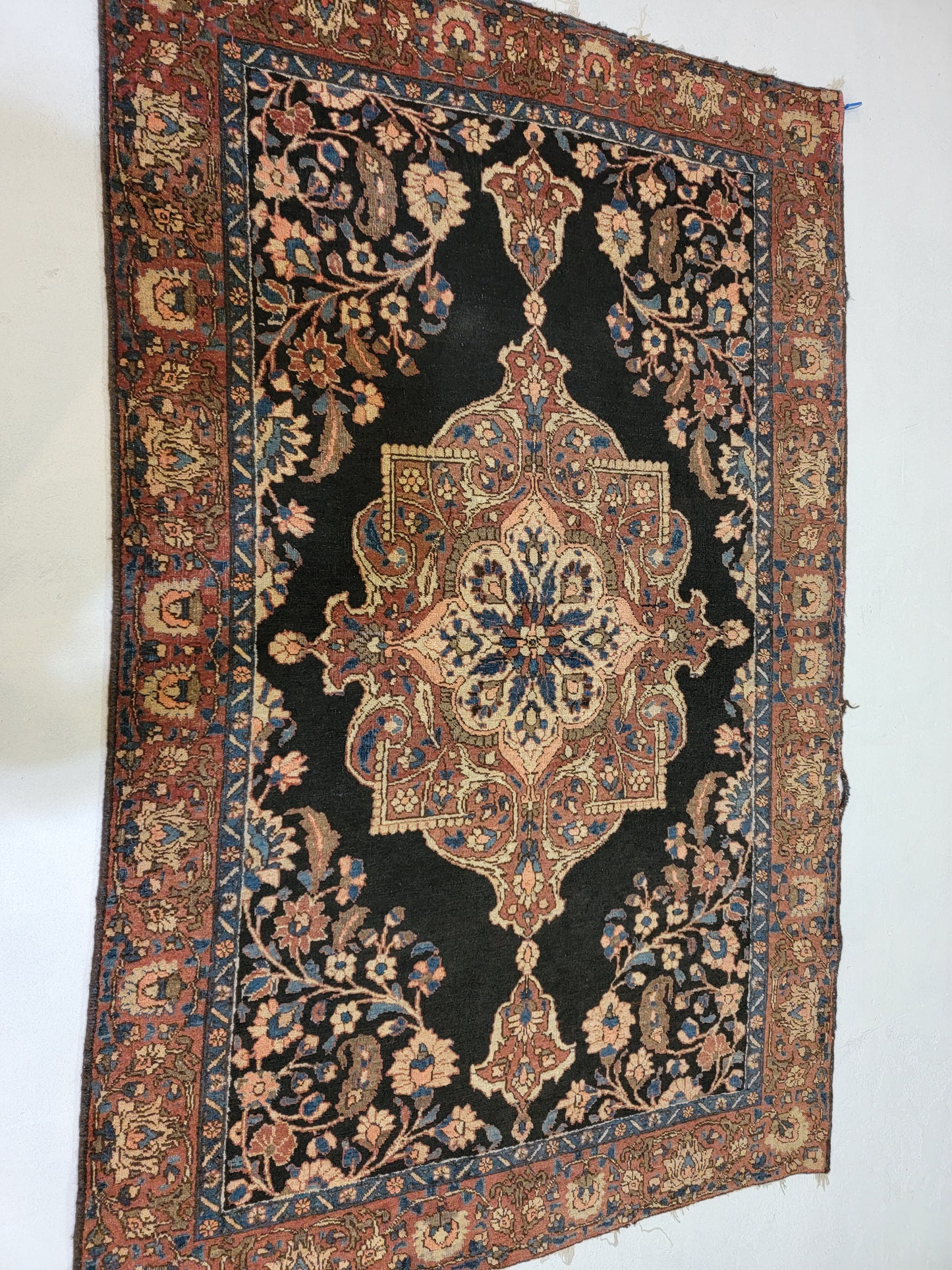 Hand-Knotted Wool Rug Persian Semnan 4'1" x 6'3"