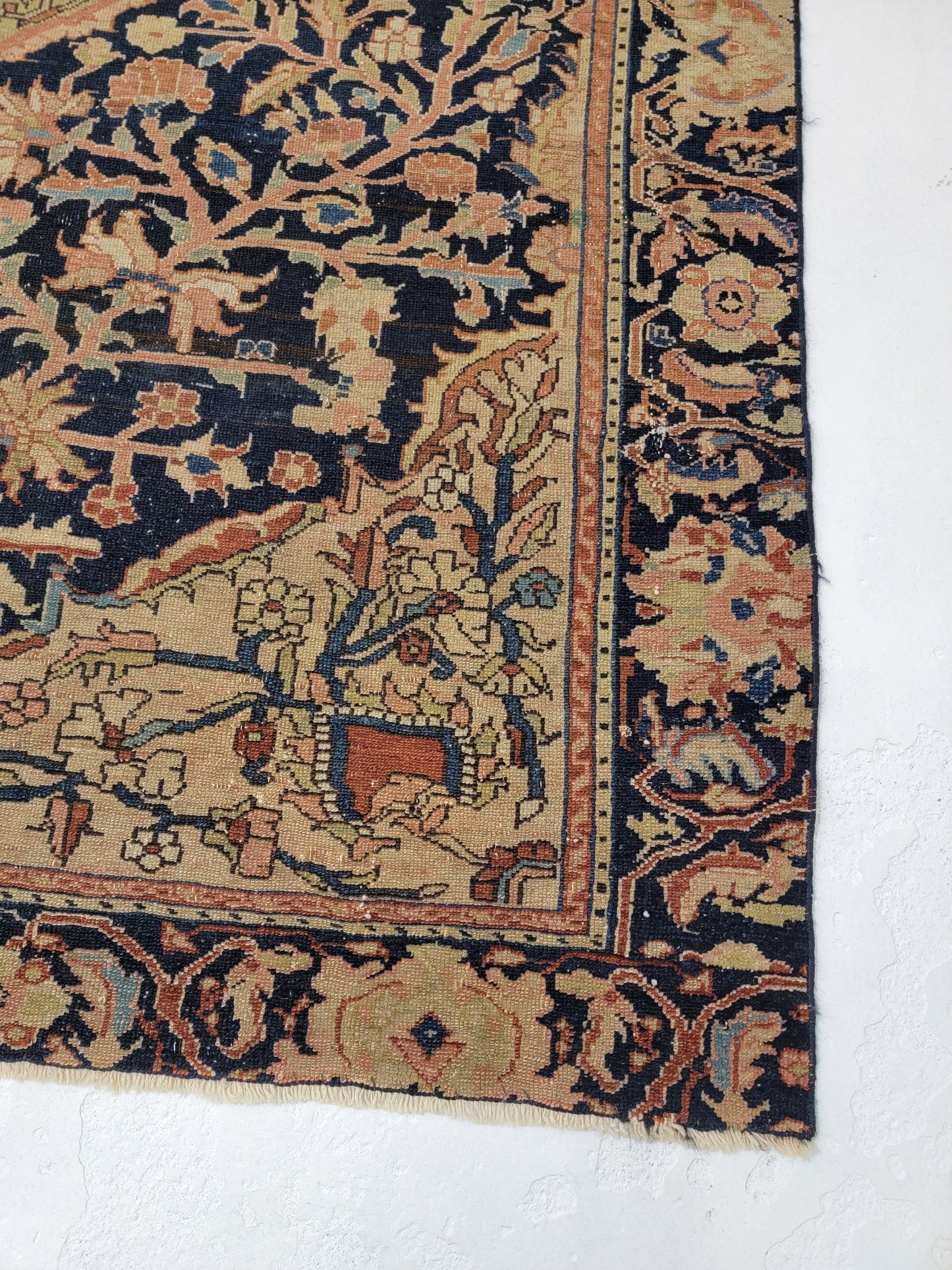 Hand-Knotted Wool Rug Farahan 4'6" x 6'4"