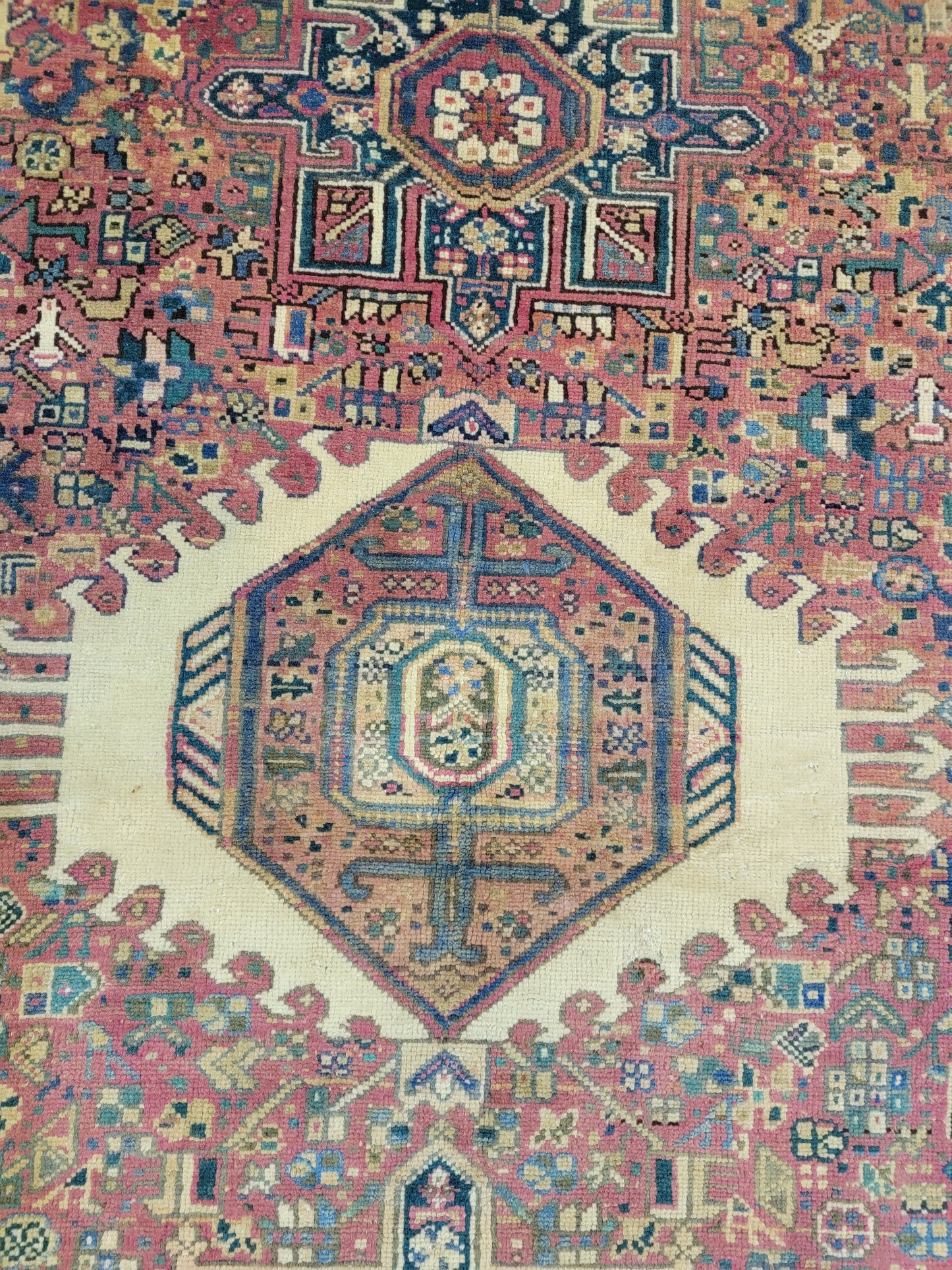 Hand-Knotted Wool Heriz Karajeh 4'4"x6'4'