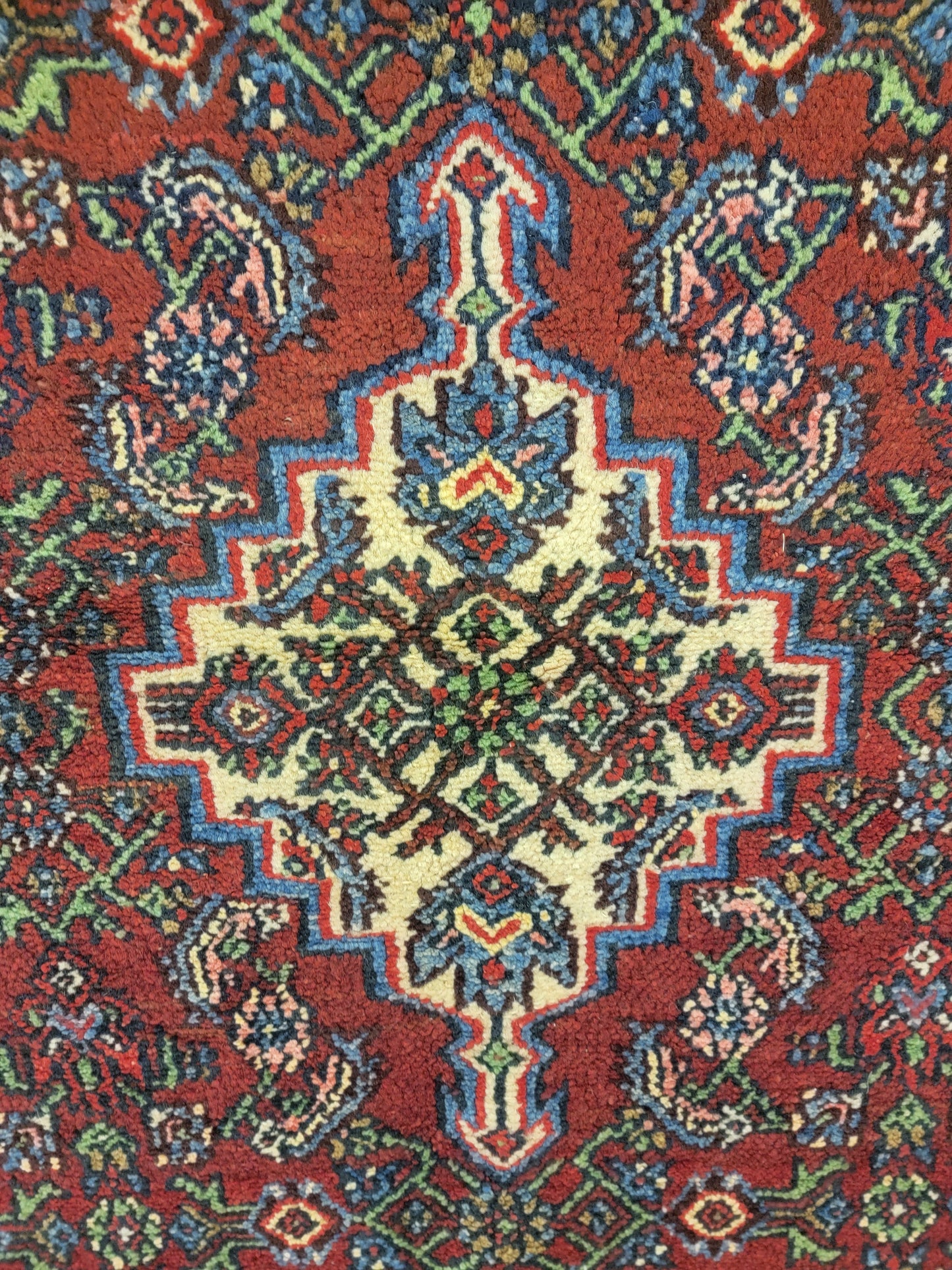 Hand-Knotted Wool persian Bibikabad 4'4" x 6'
