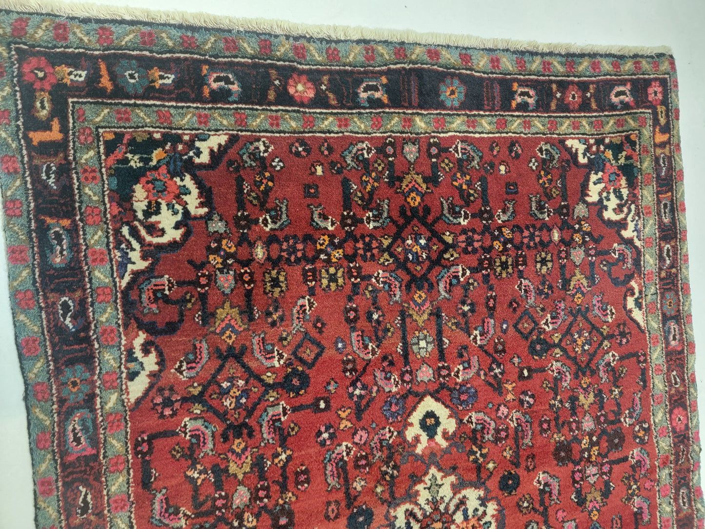 Hand-Knotted Wool Rug Bijar 4'3" x 6'5"