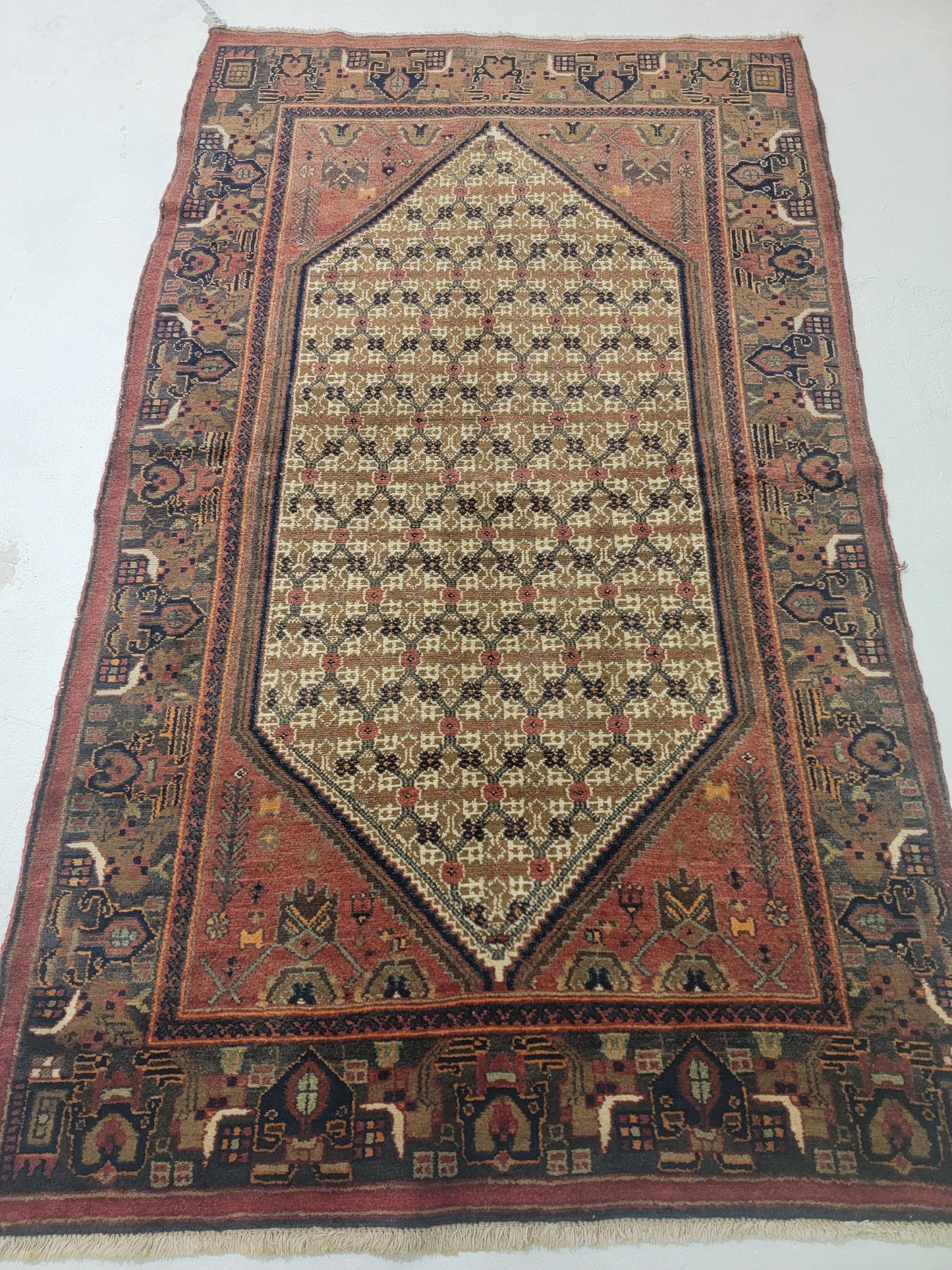 Hand-Knotted Wool Rug Malayer 4'3" x 6'3"