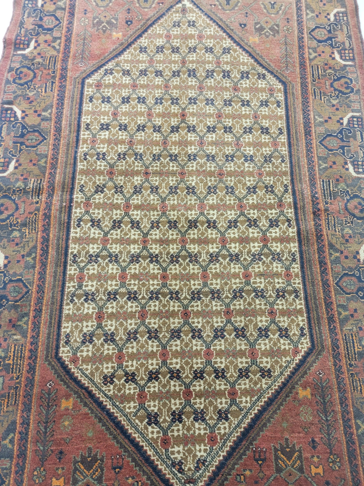 Hand-Knotted Wool Rug Malayer 4'3" x 6'3"