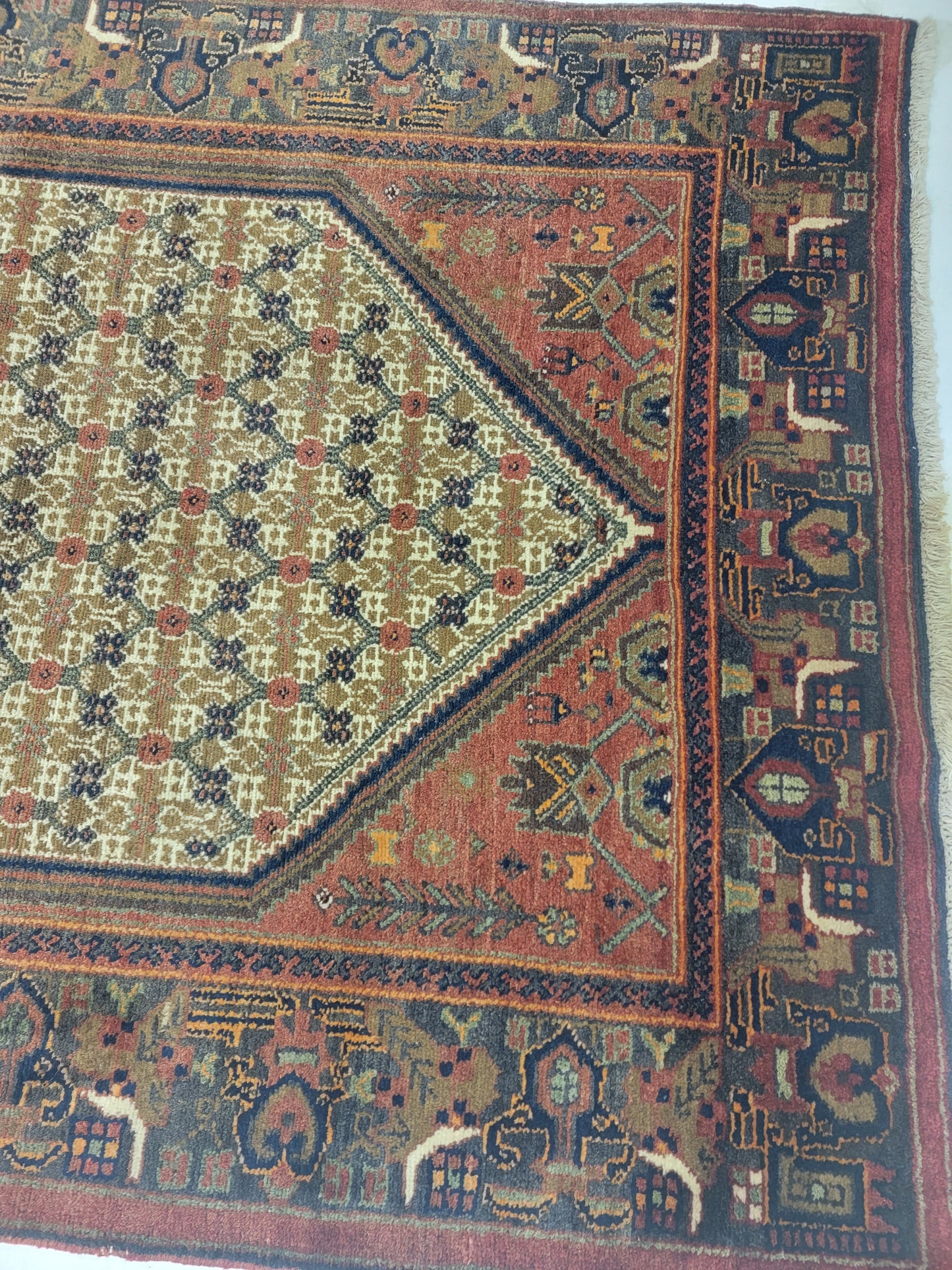 Hand-Knotted Wool Rug Malayer 4'3" x 6'3"