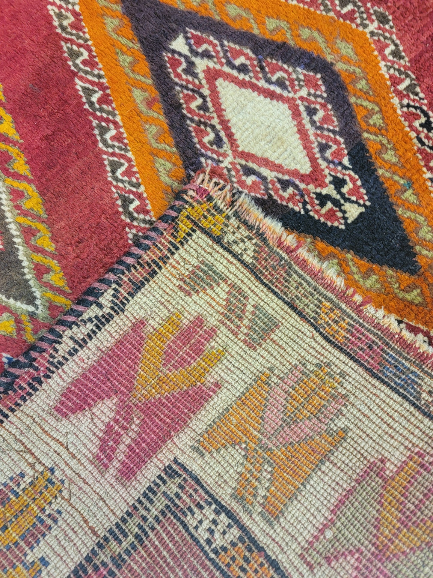 Hand-Knotted Wool Rug Shiraz 3'11" x 7'3"