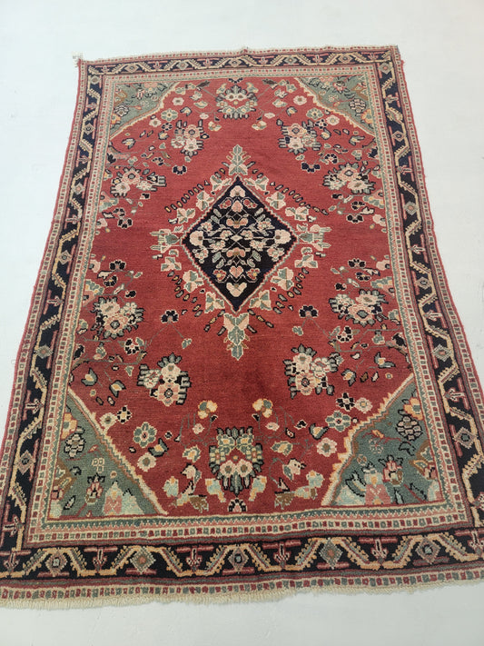Hand-Knotted Wool Rug Mahal 4'5" x 6'6"