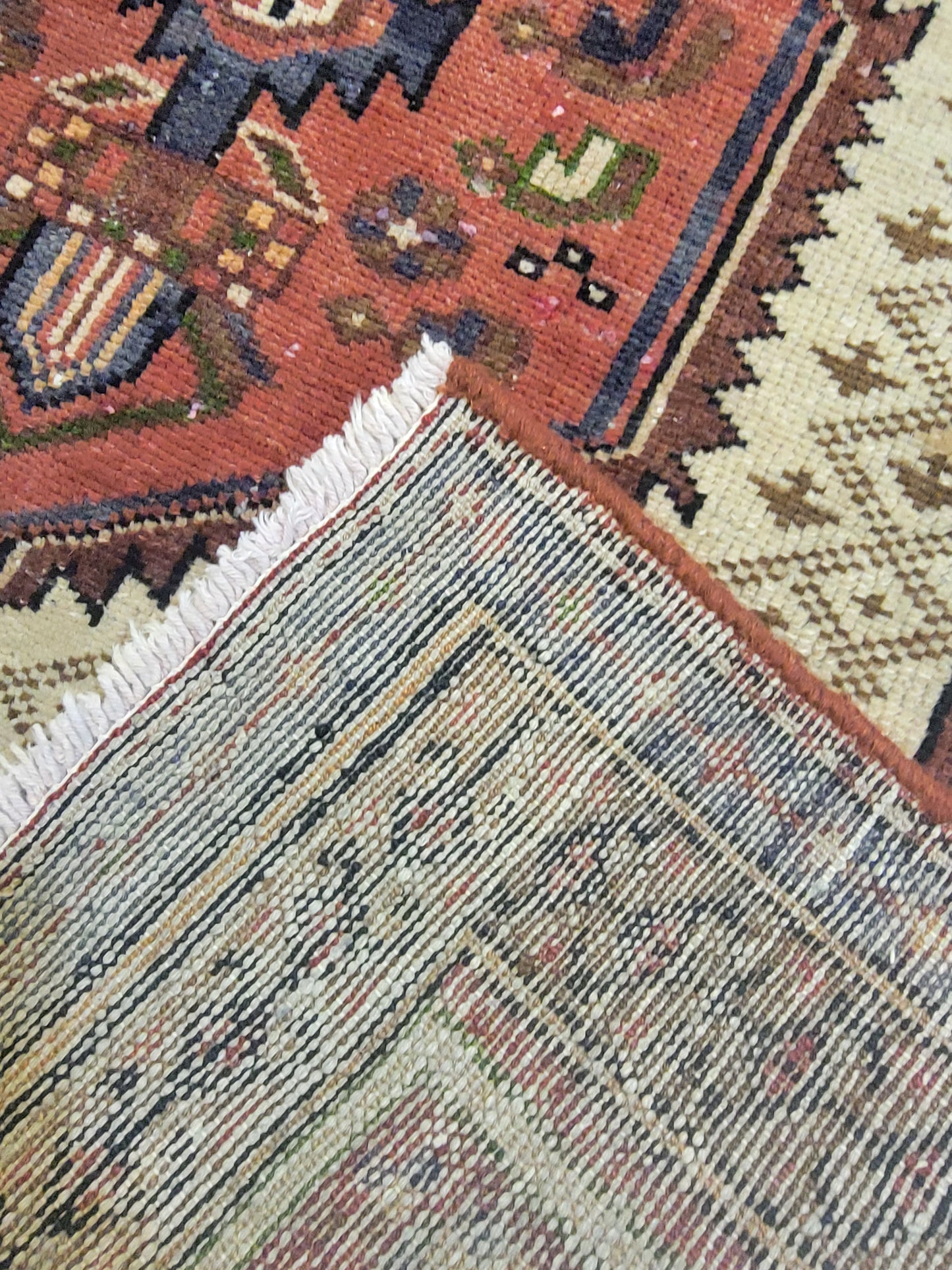 Hand-Knotted Wool Runner Sarab 3'5" x 6'7"