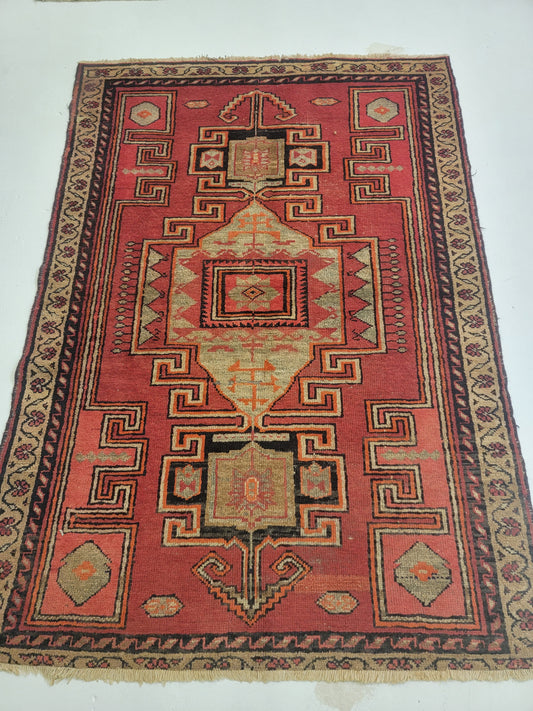 Hand-Knotted Wool Rug Sarab 4'2" x 5'11"
