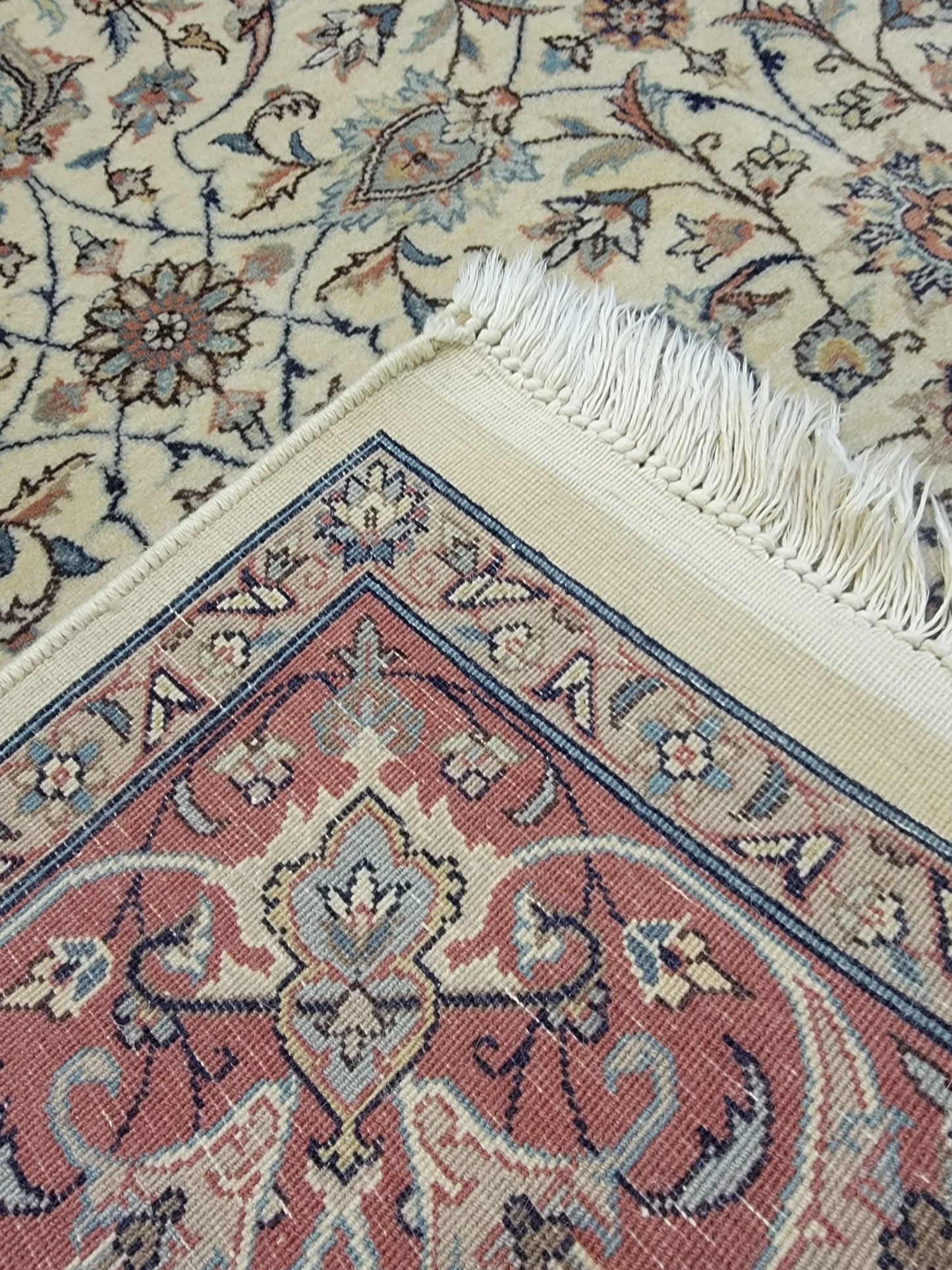 Hand-Knotted Wool Rug Pakistan 4'7" x 7'3"