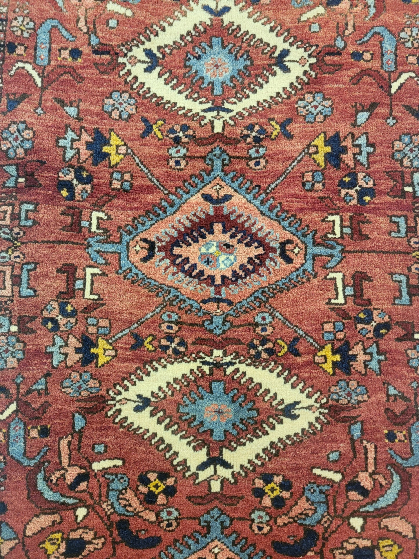 Hand-Knotted Wool Rug Heriz 2'4" x 4'10"