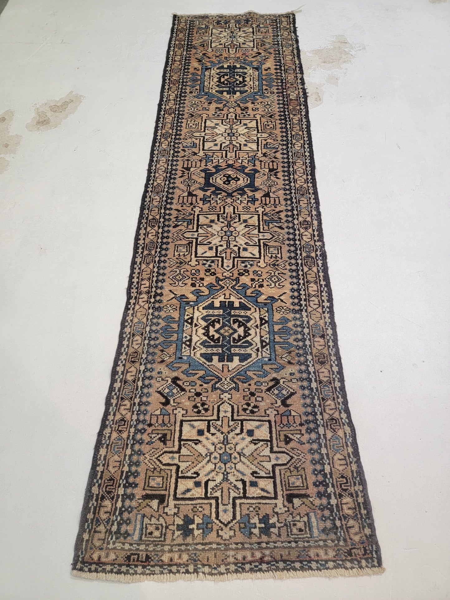 Hand-Knotted Wool Runner Heriz Karajeh 2'5" x 9'