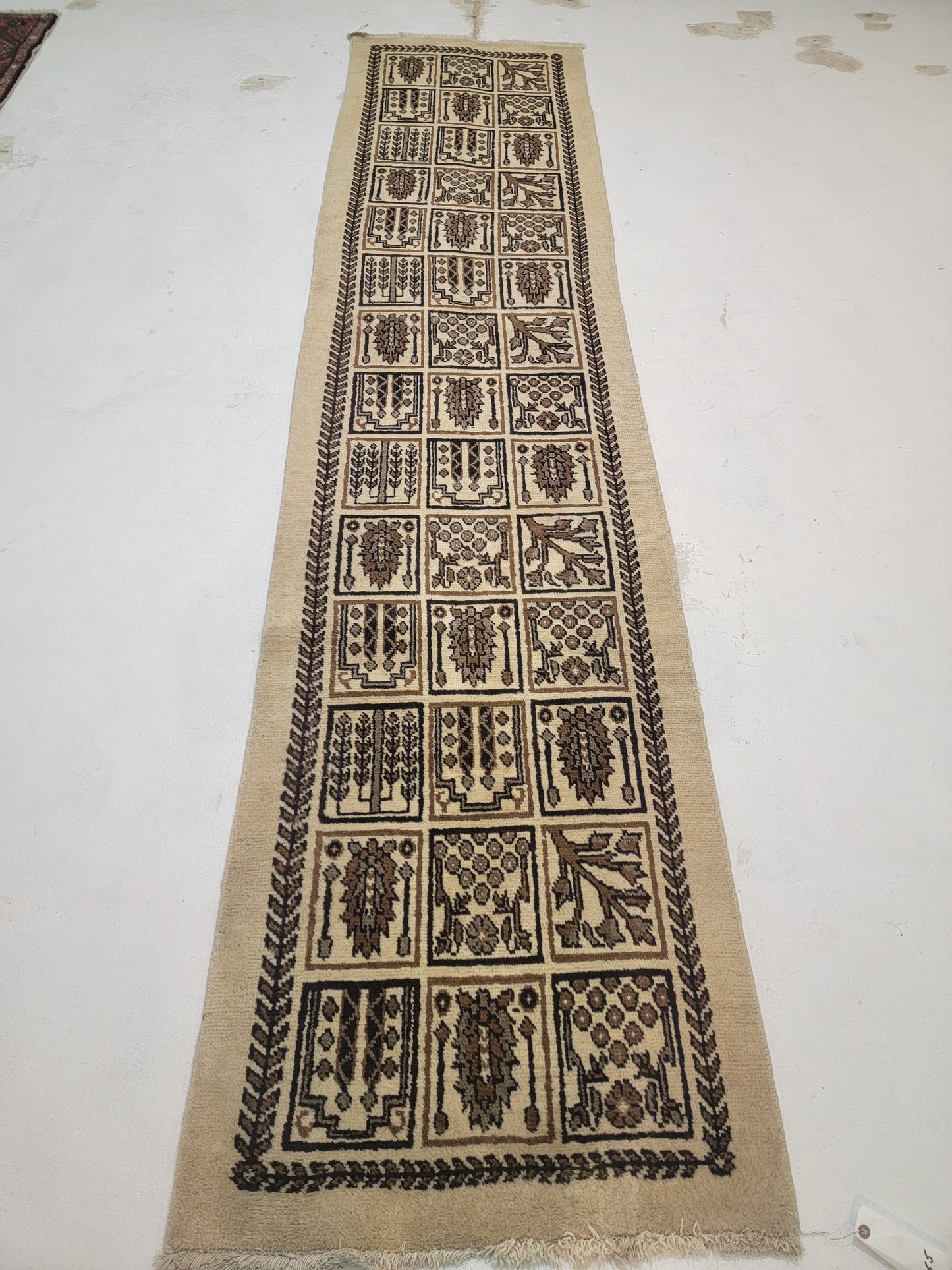 Hand-Knotted Wool Runner Tabriz 2'5" x 10'7"