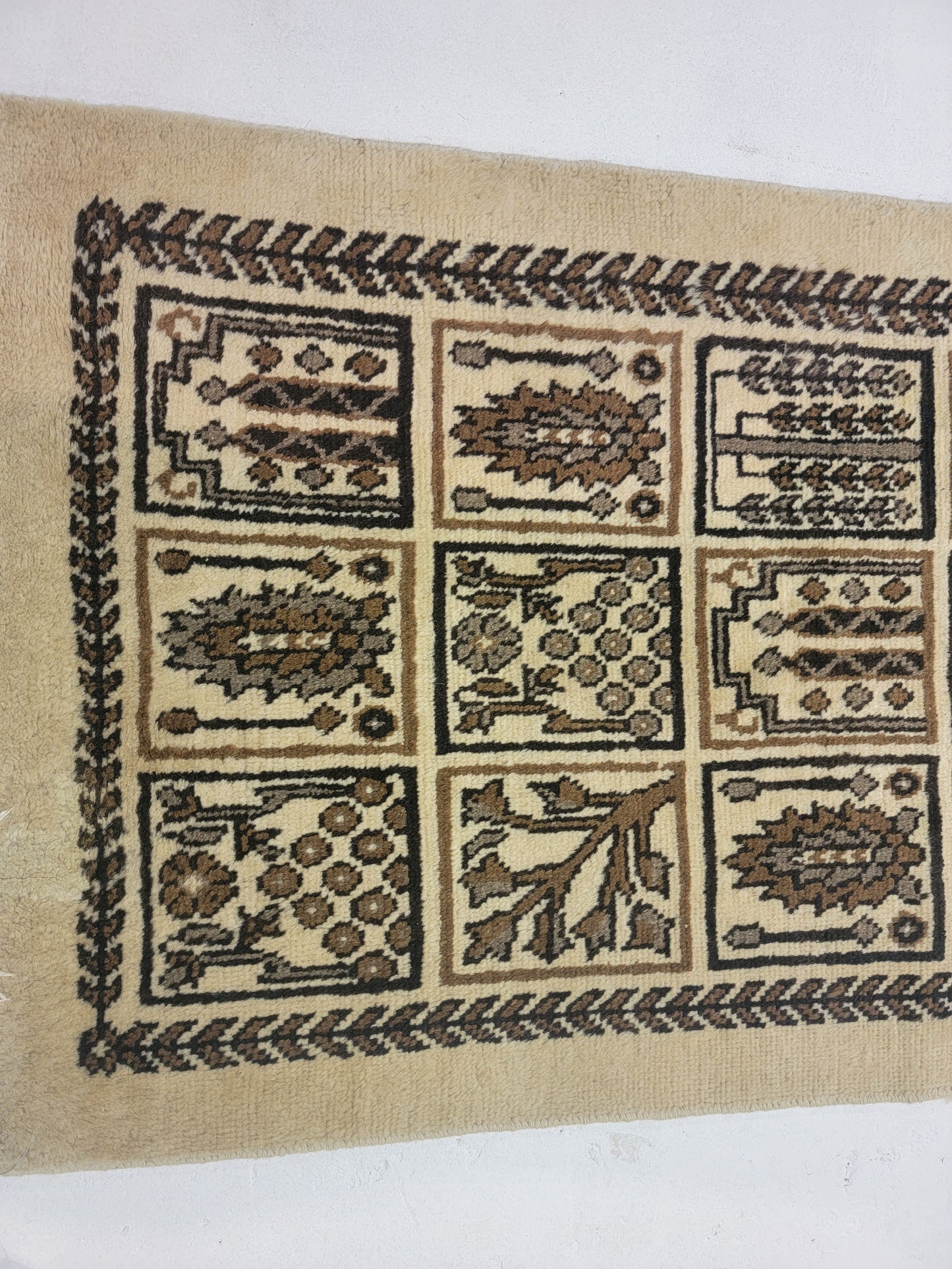 Hand-Knotted Wool Runner Tabriz 2'5" x 10'7"