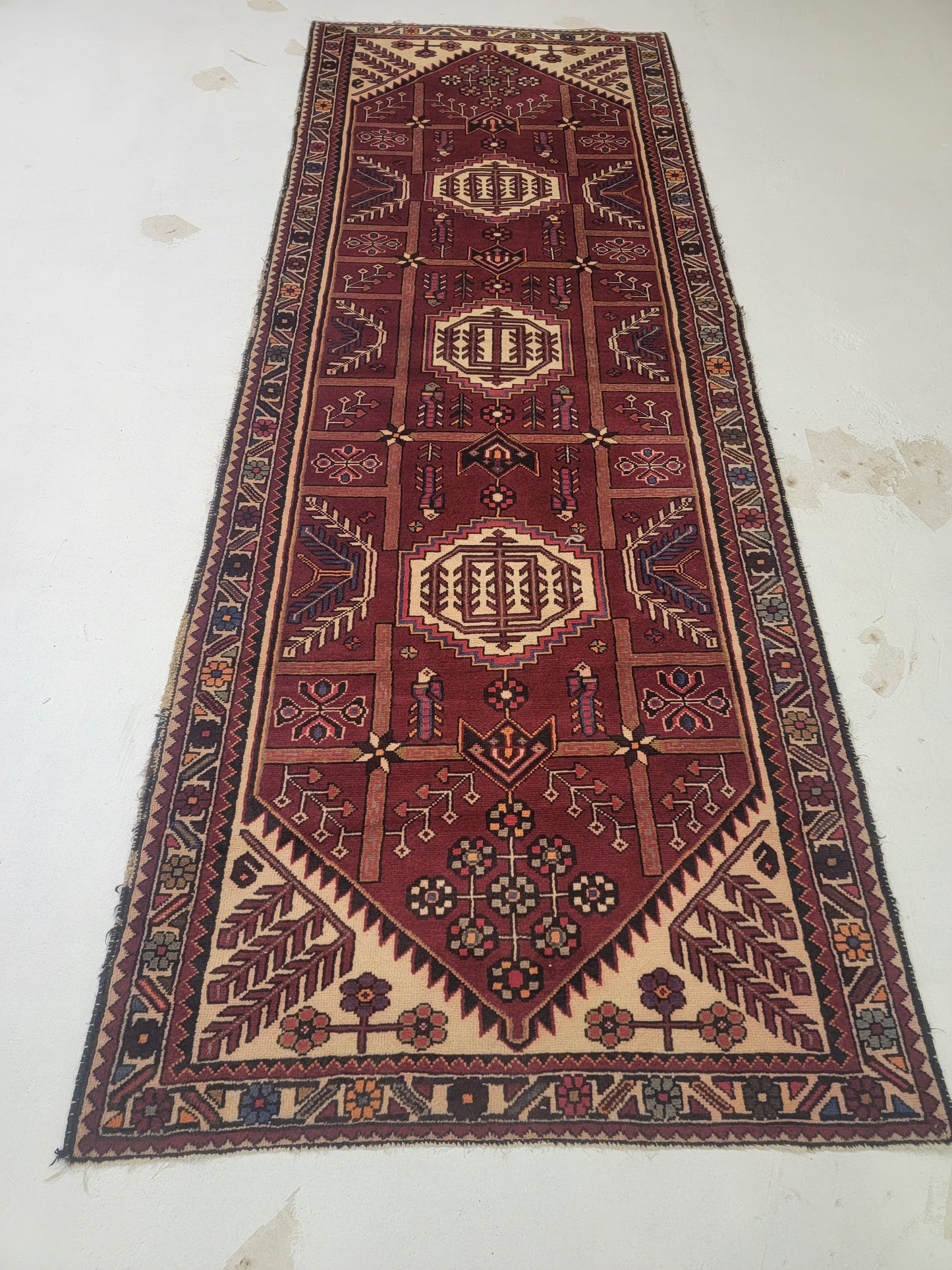 Hand-Knotted Wool Gallery Size Saveh 3'4" x 9'7"