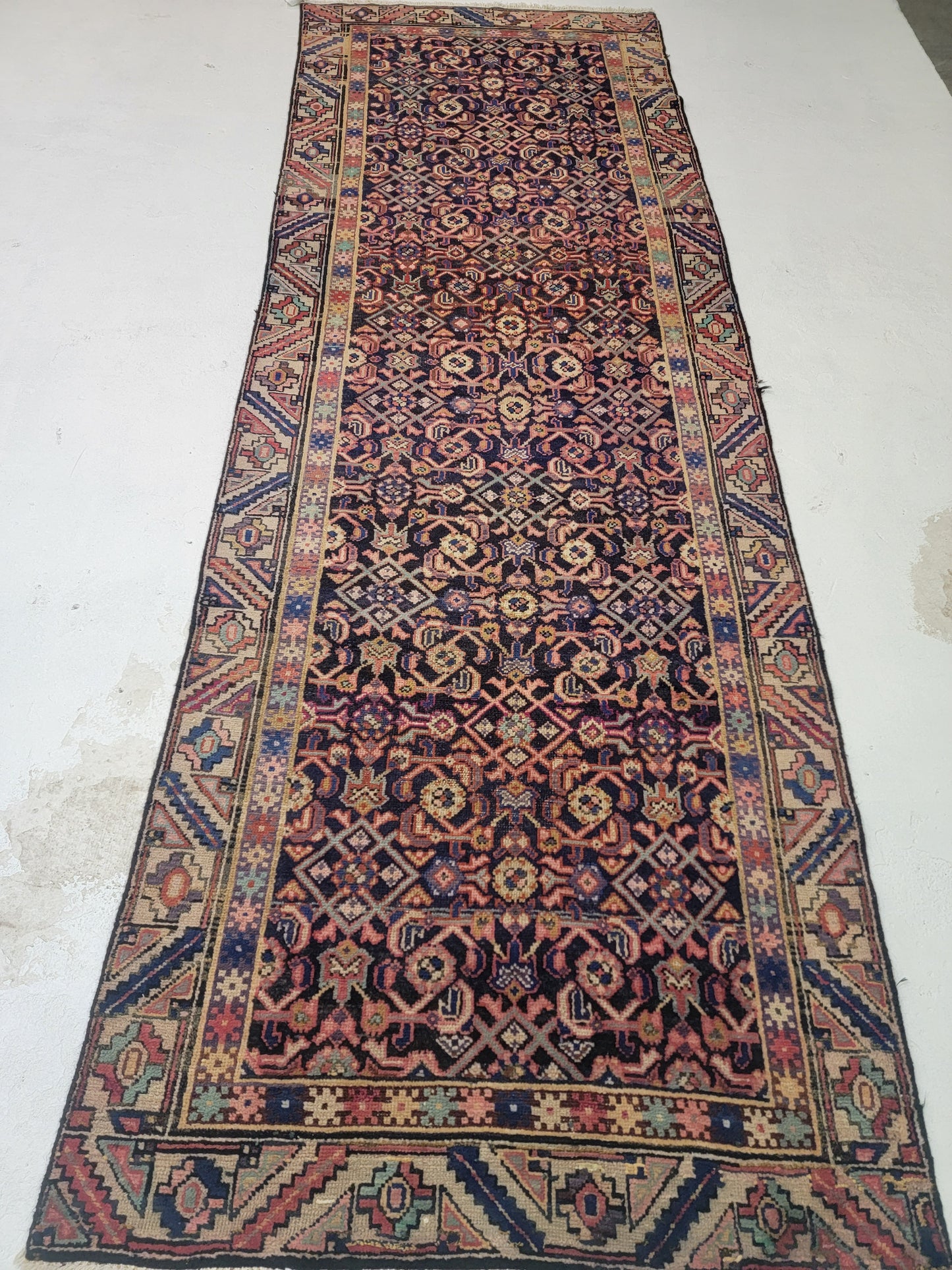 Hand-Knotted Wool Gallery Size Saveh 3'4" x 9'7"