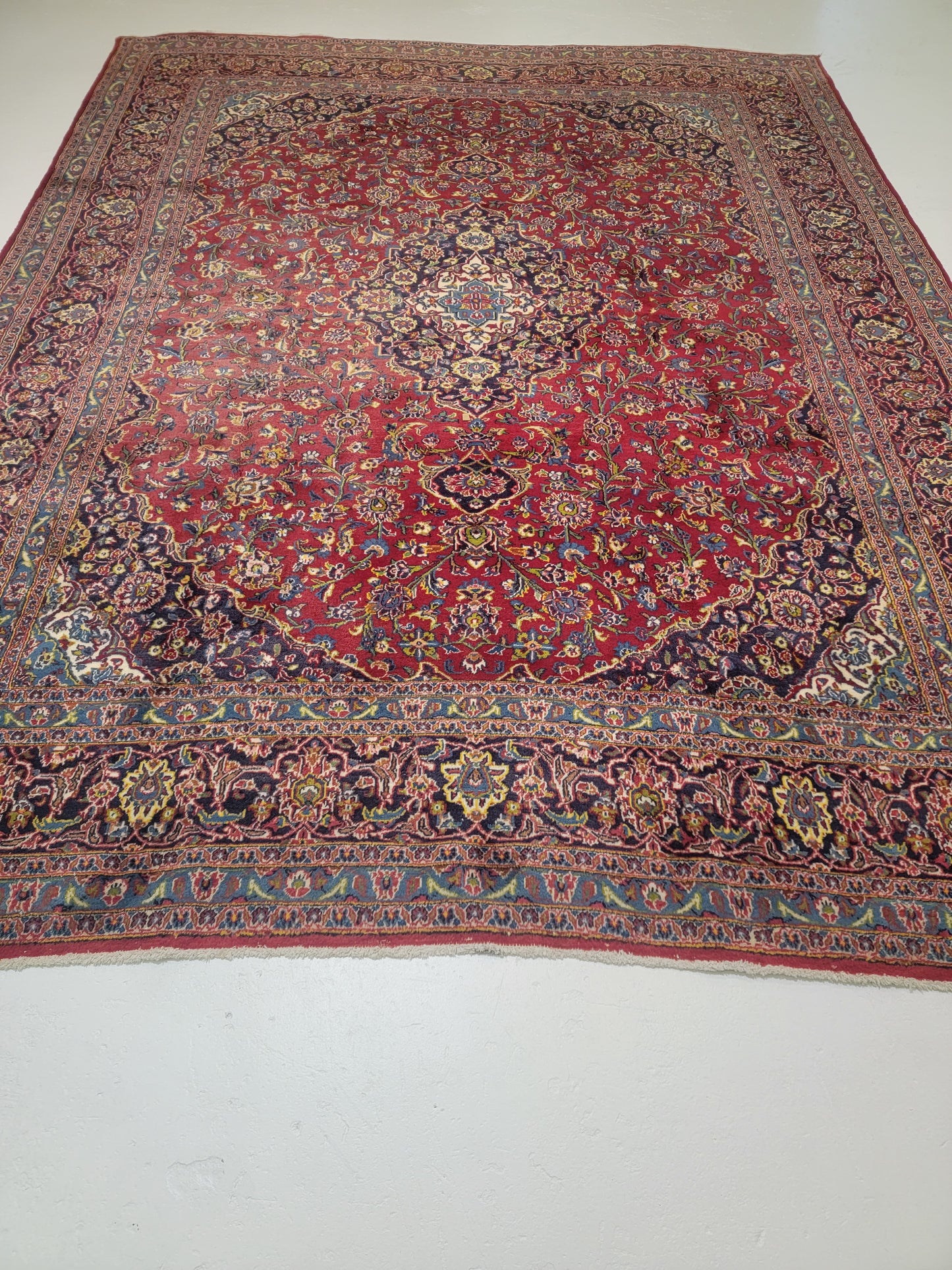 Hand-Knotted Wool Rug Kashan 9'9" x 12'11"