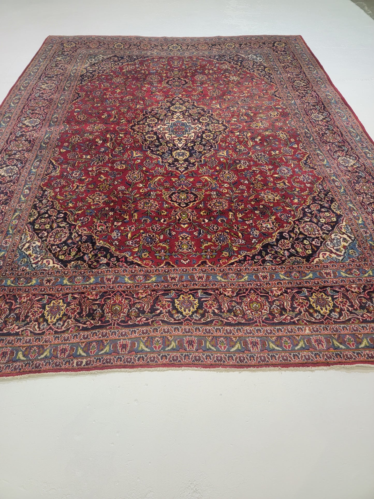 Hand-Knotted Wool Rug Kashan 9'9" x 12'11"