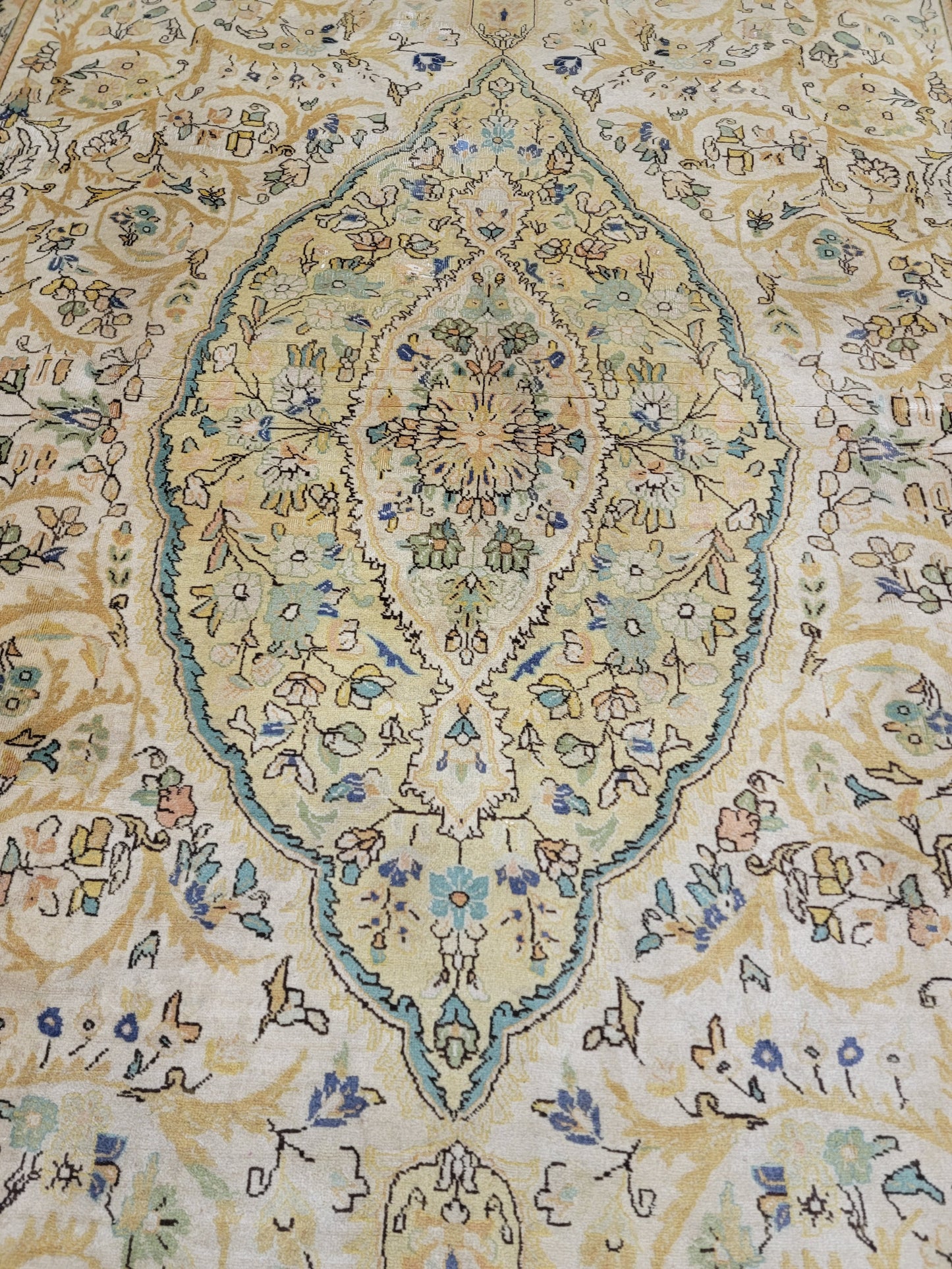 Hand-Knotted Wool Rug Tabriz Tabatabaei 9'7" x 11'8"