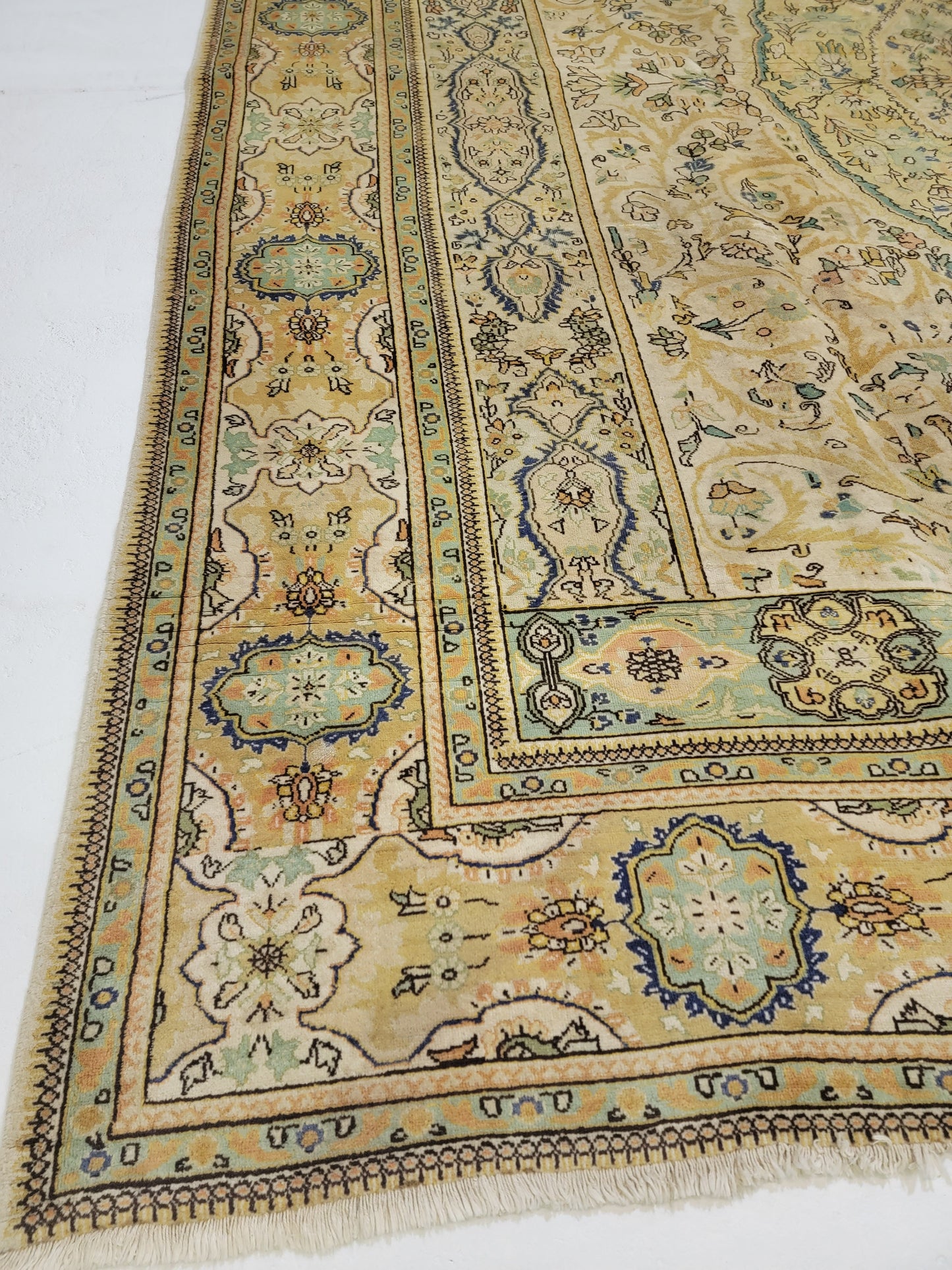Hand-Knotted Wool Rug Tabriz Tabatabaei 9'7" x 11'8"
