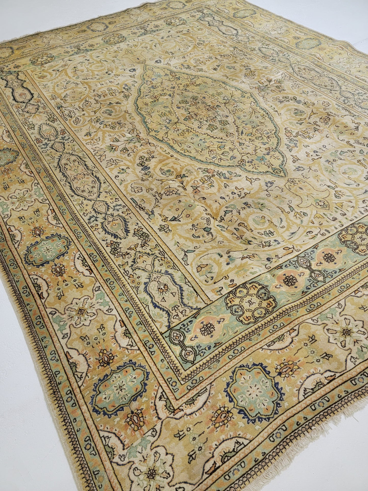Hand-Knotted Wool Rug Tabriz Tabatabaei 9'7" x 11'8"